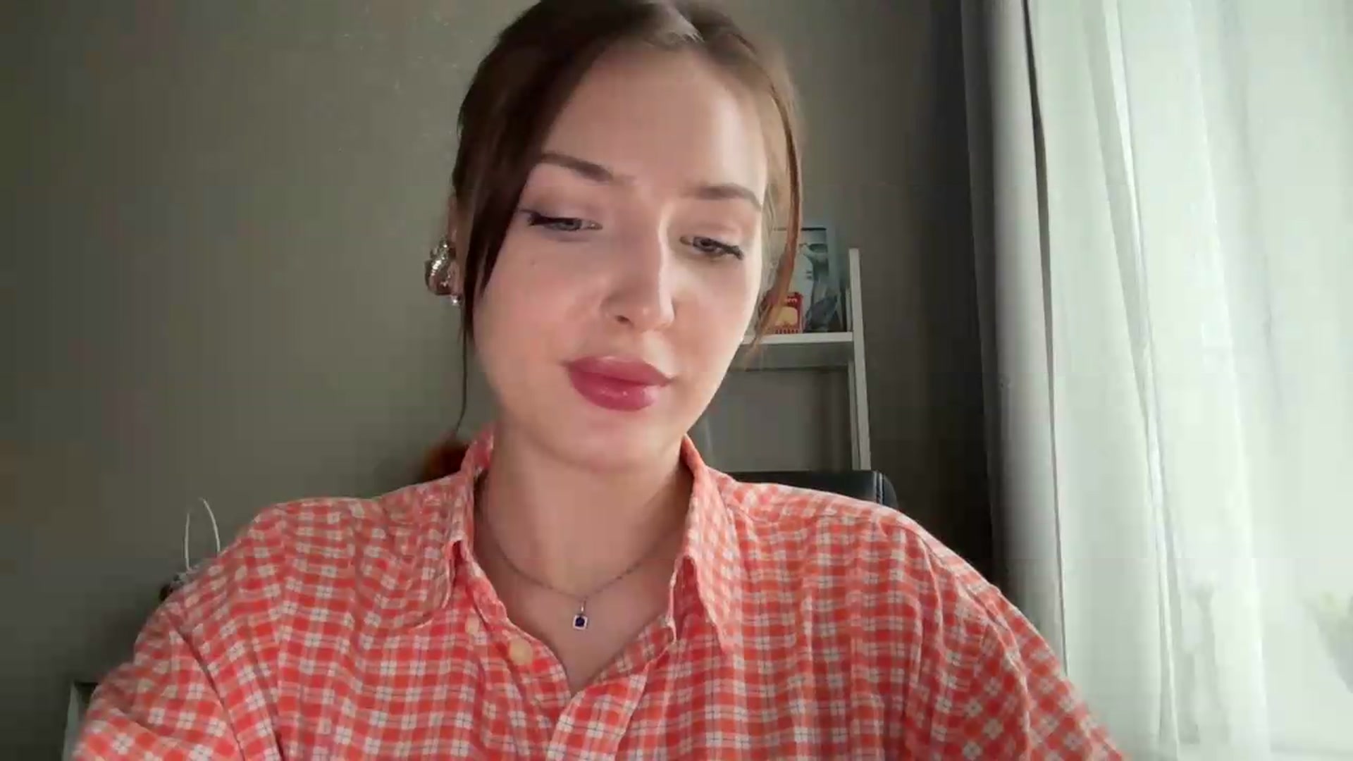 Gallery image thumbnail from Di_Pearl's myfreecams stream on, 05/21/2026, 16:03 image 11 of 20