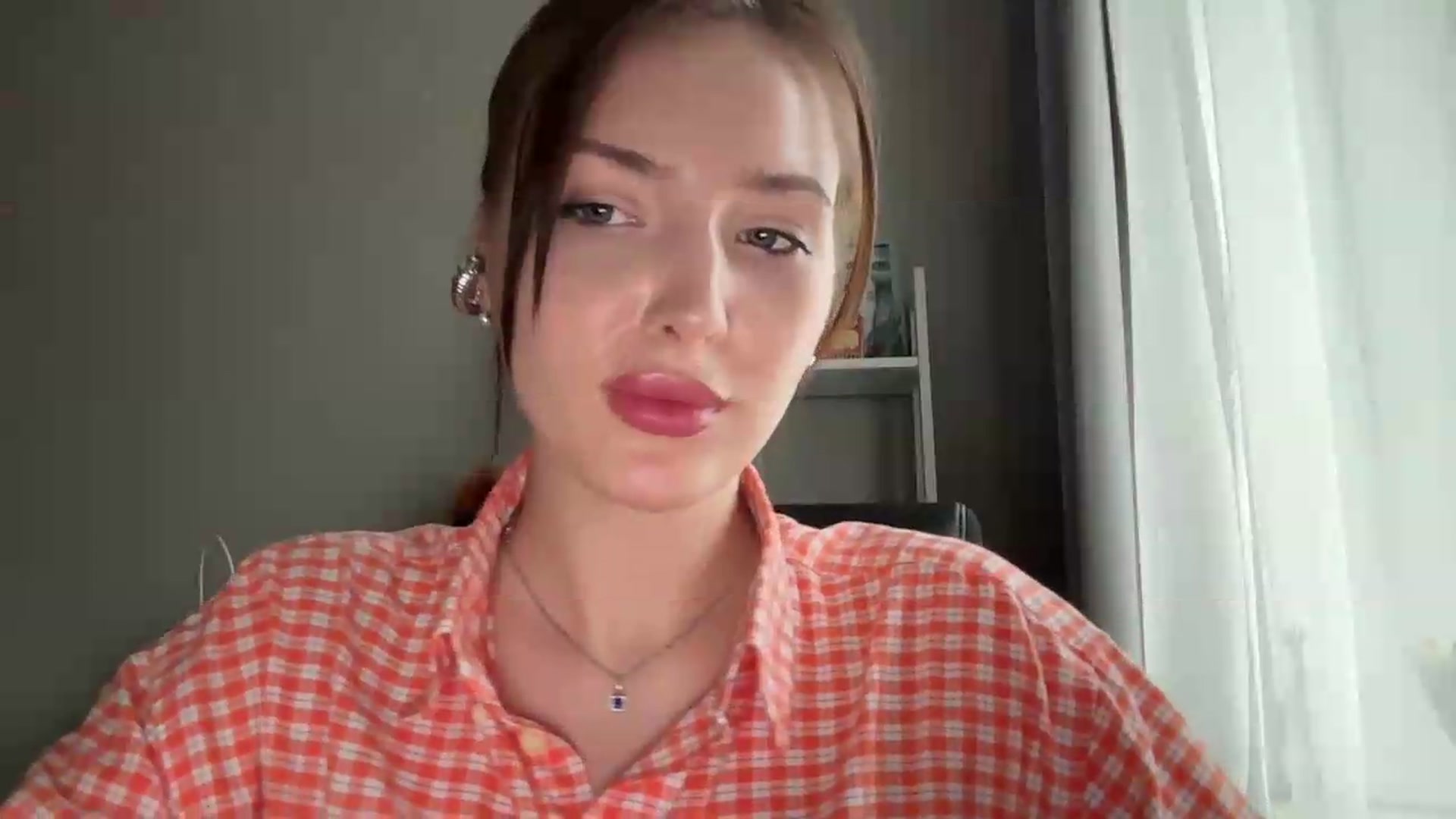 Gallery image thumbnail from Di_Pearl's myfreecams stream on, 05/21/2026, 16:03 image 15 of 20
