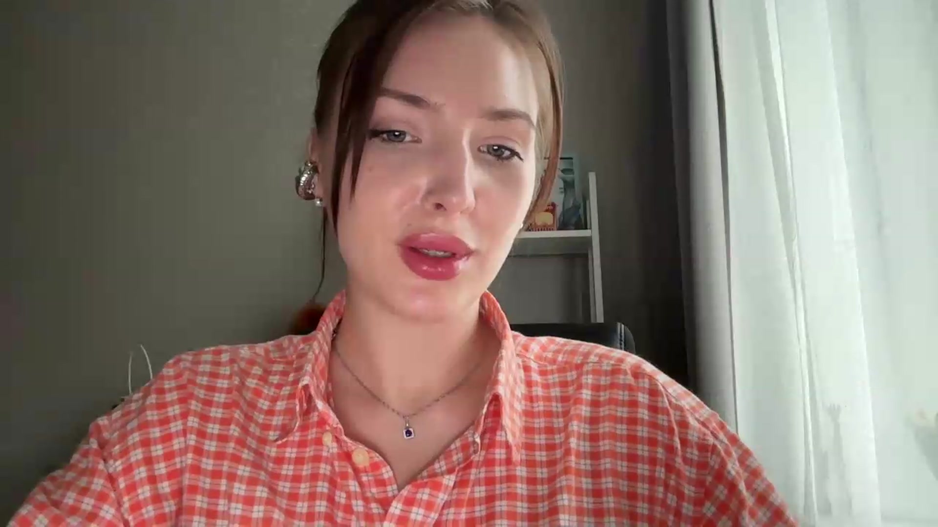 Gallery image thumbnail from Di_Pearl's myfreecams stream on, 05/21/2026, 16:03 image 14 of 20