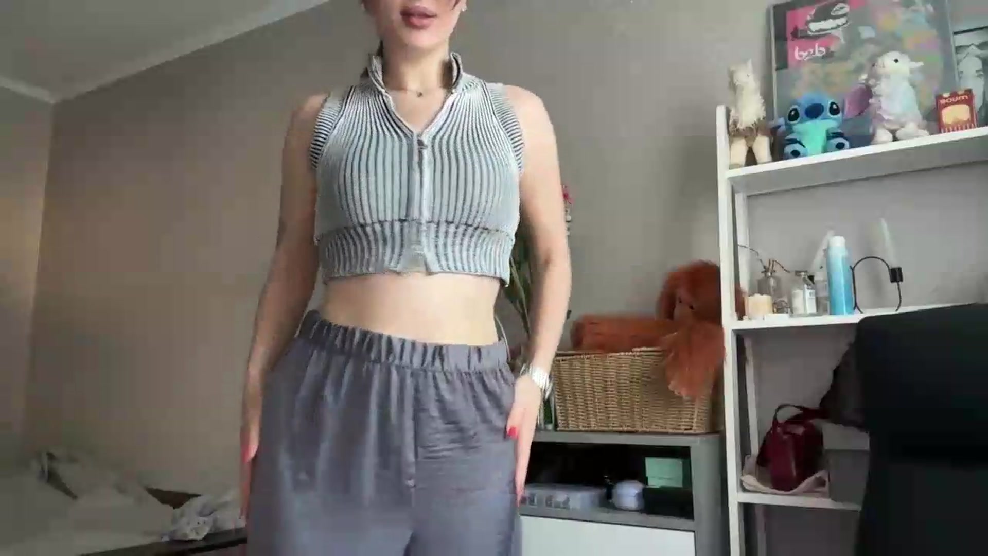 Gallery image thumbnail from Di_Pearl's myfreecams stream on, 05/22/2026, 16:40 image 9 of 20