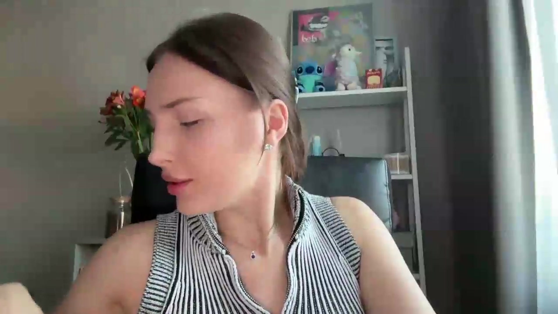 Gallery image thumbnail from Di_Pearl's myfreecams stream on, 05/22/2026, 16:40 image 15 of 20
