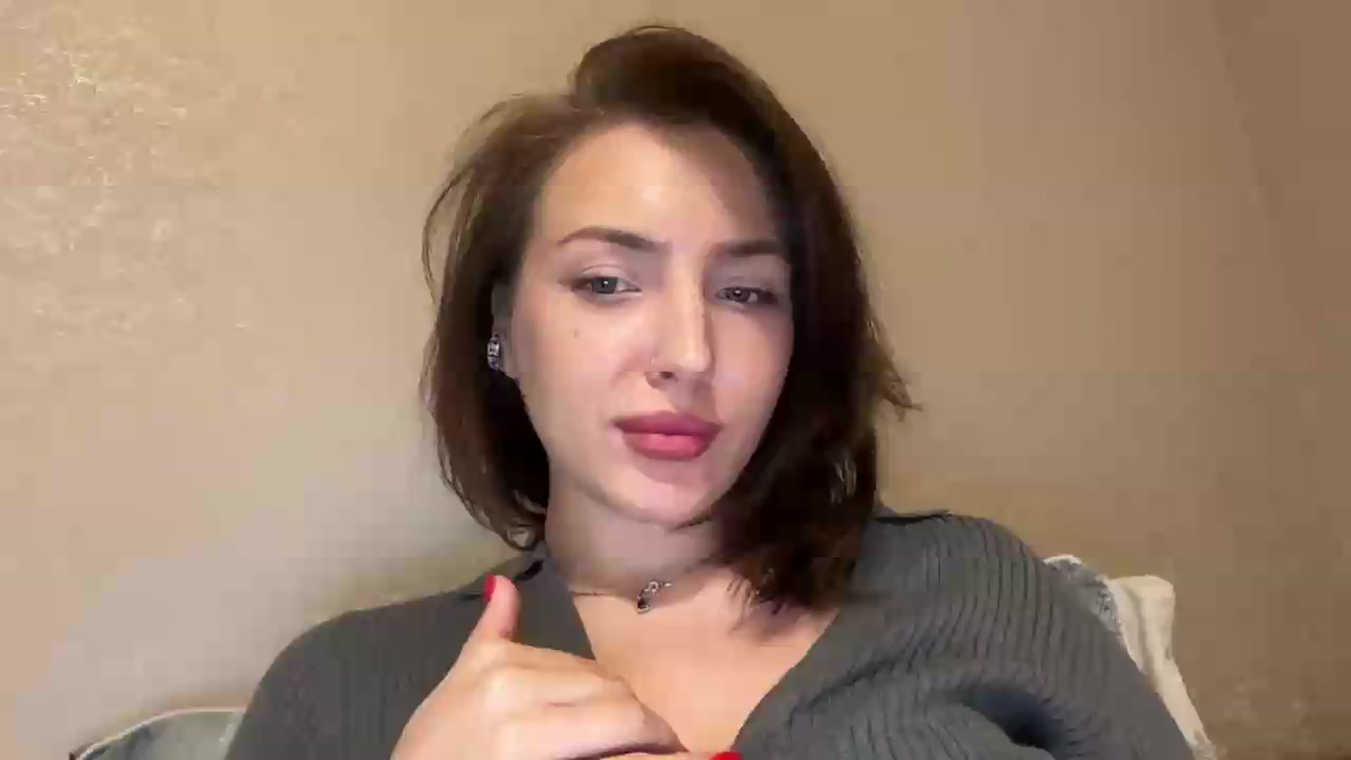Gallery image thumbnail from Di_Pearl's myfreecams stream on, 05/27/2026, 22:09 image 14 of 20
