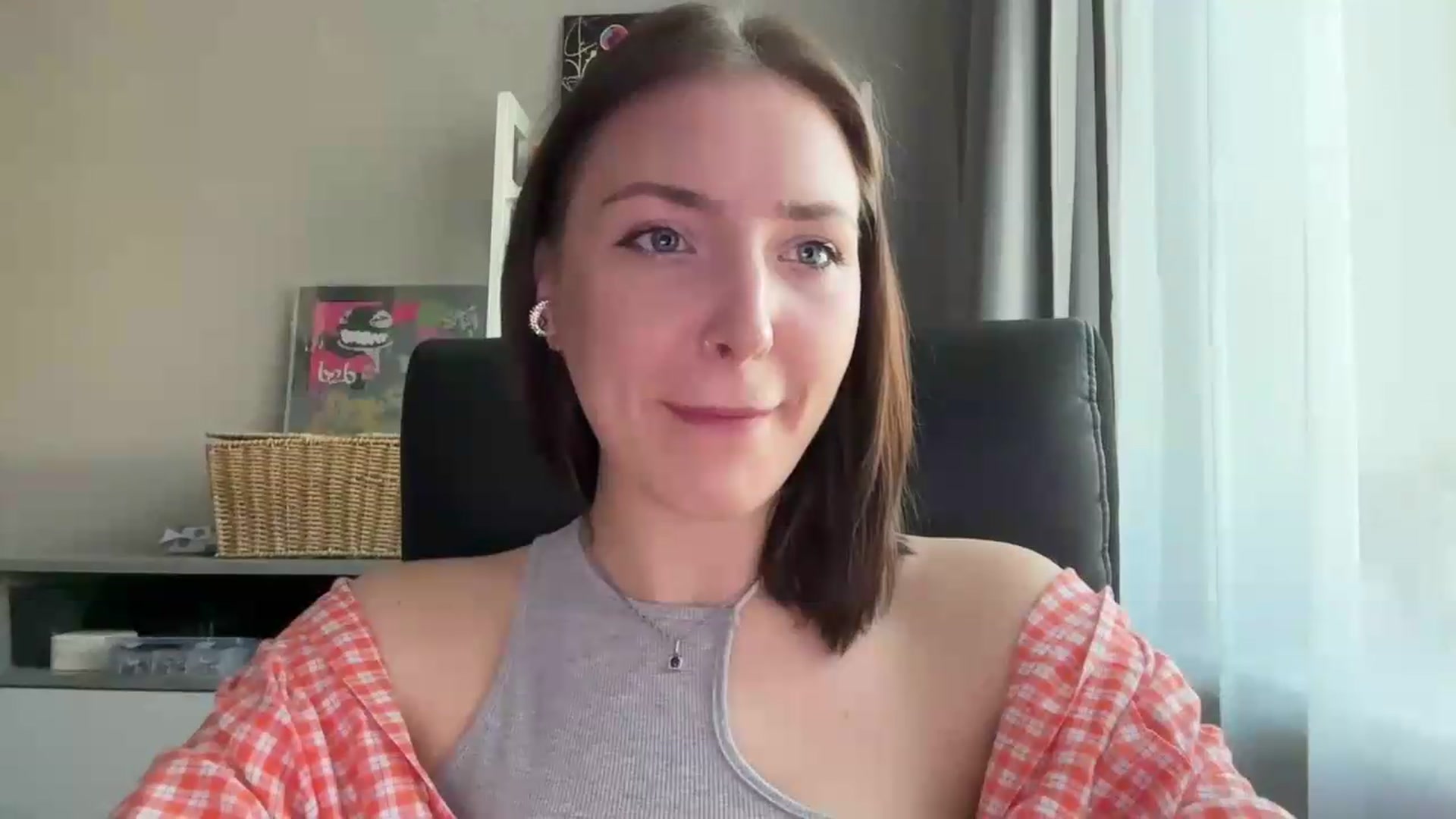 Gallery image thumbnail from Di_Pearl's myfreecams stream on, 05/28/2026, 15:08 image 20 of 20