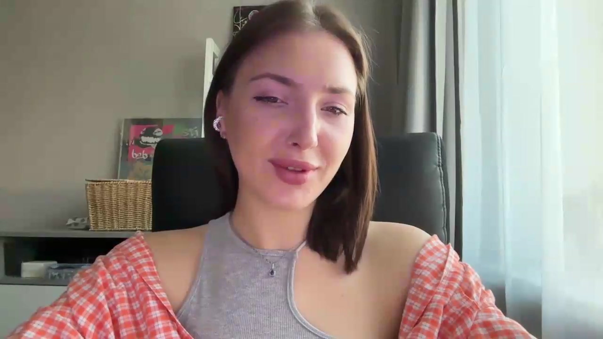 Gallery image thumbnail from Di_Pearl's myfreecams stream on, 05/28/2026, 15:08 image 8 of 20