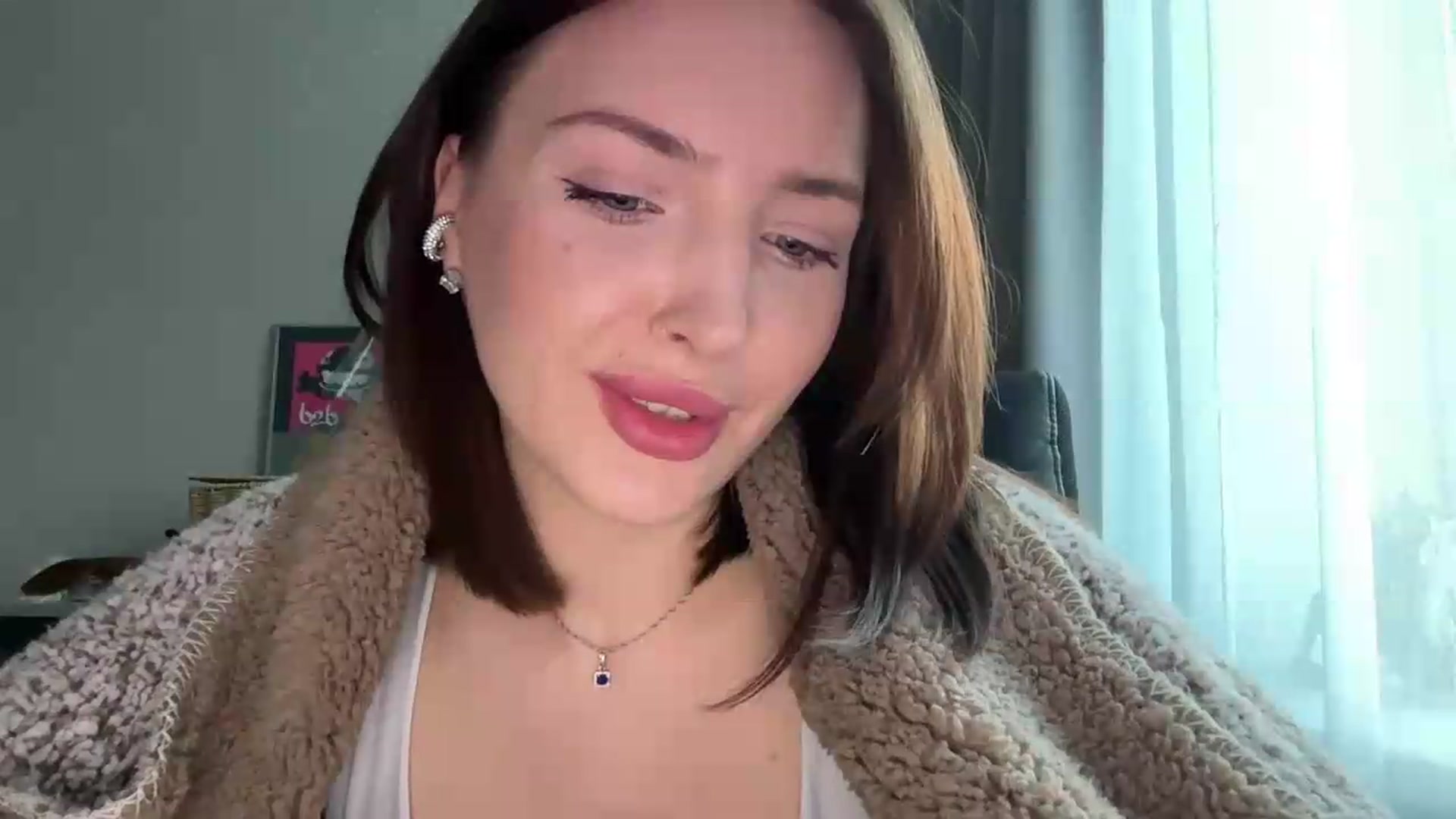 Gallery image thumbnail from Di_Pearl's myfreecams stream on, 05/29/2026, 16:15 image 17 of 20