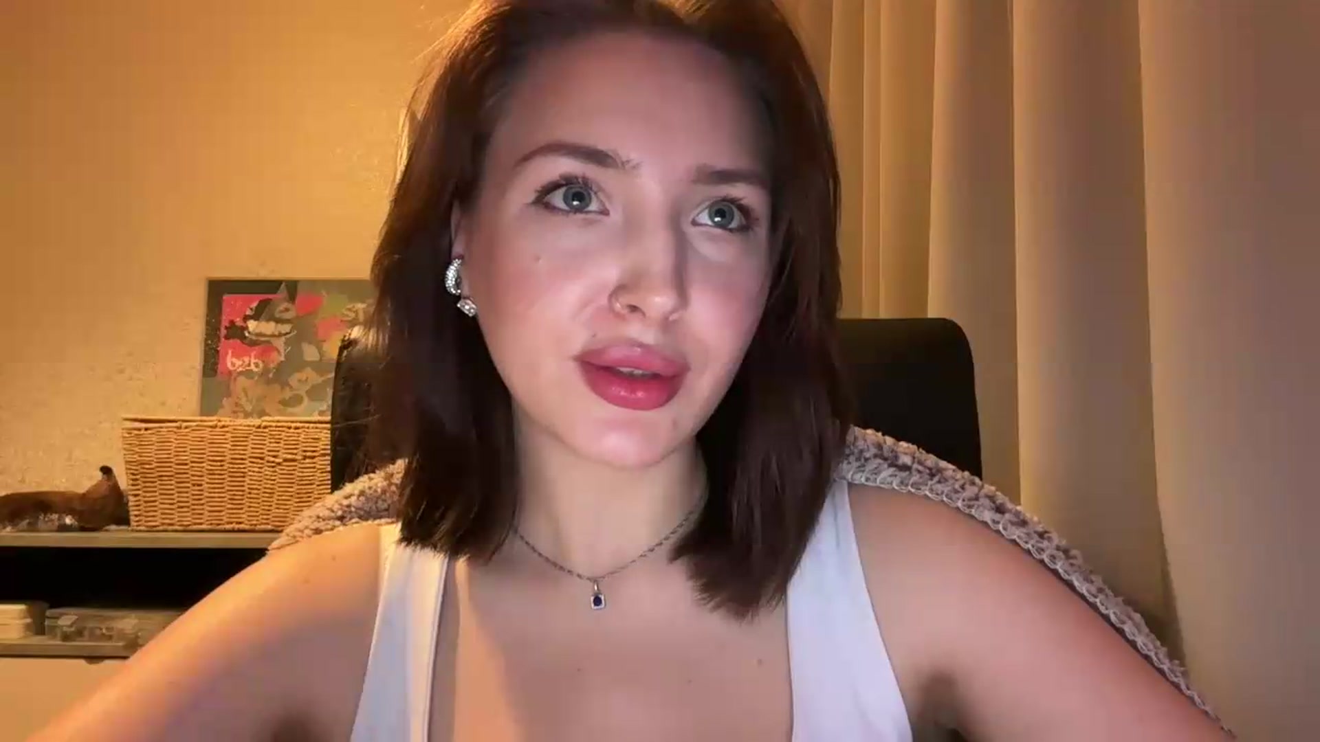 Gallery image thumbnail from Di_Pearl's myfreecams stream on, 05/29/2026, 22:35 image 18 of 20
