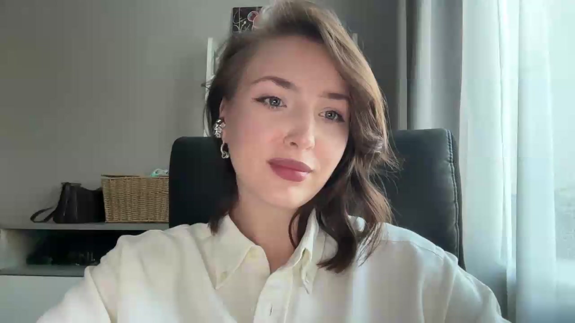 Gallery image thumbnail from Di_Pearl's myfreecams stream on, 06/13/2026, 16:01 image 18 of 20