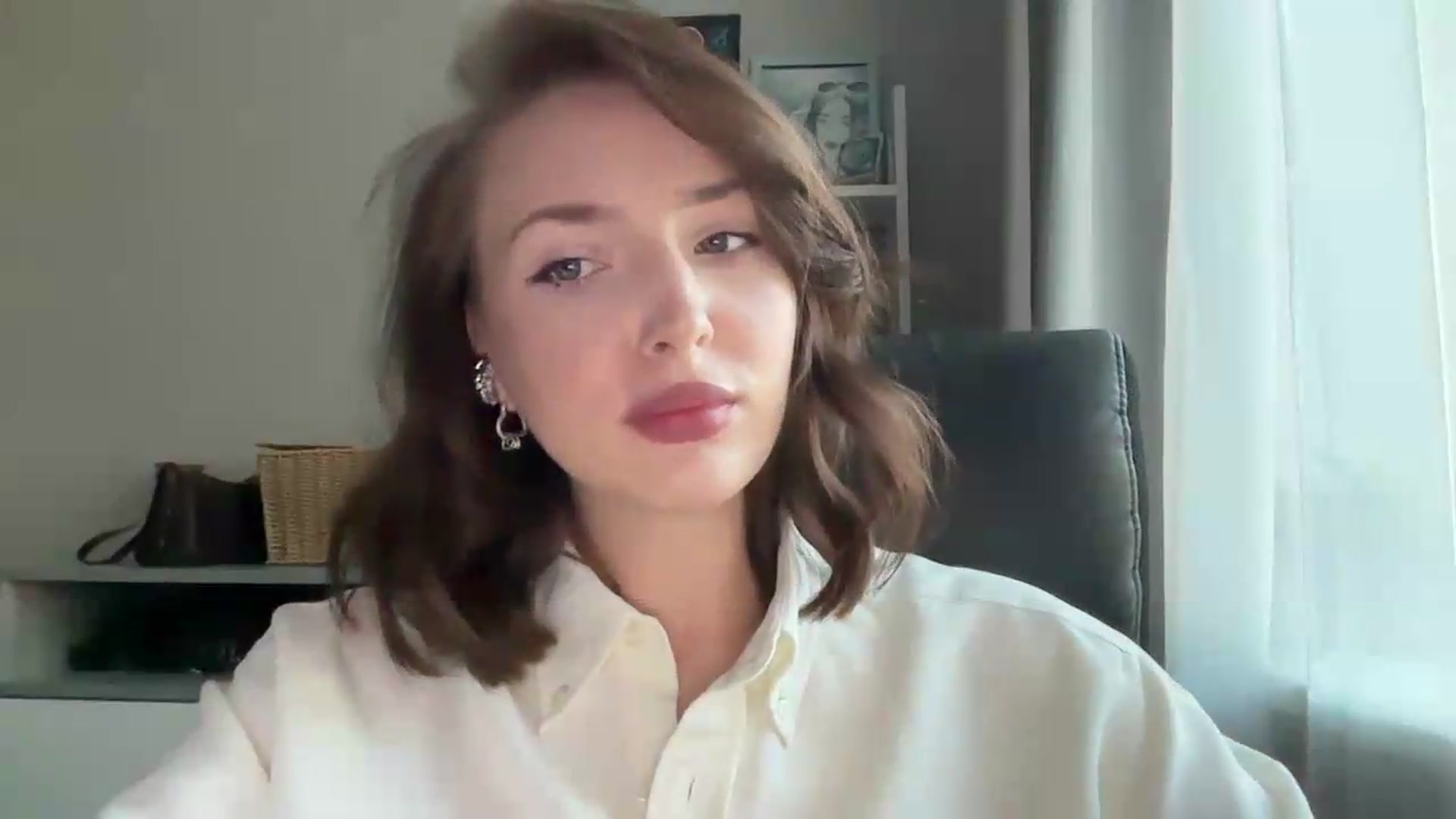 Gallery image thumbnail from Di_Pearl's myfreecams stream on, 06/13/2026, 16:01 image 14 of 20