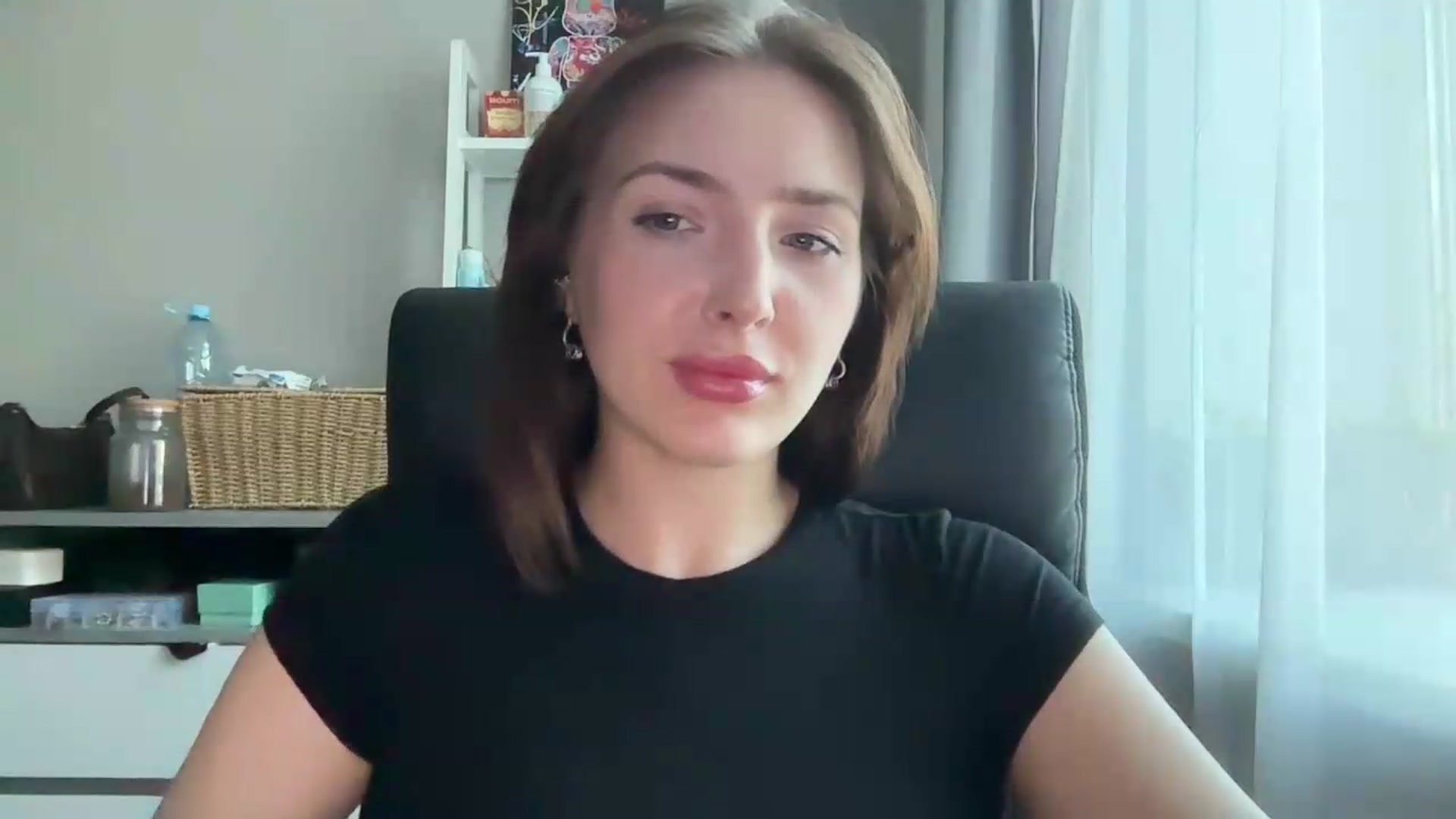 Gallery image thumbnail from Di_Pearl's myfreecams stream on, 06/15/2026, 16:14 image 6 of 20