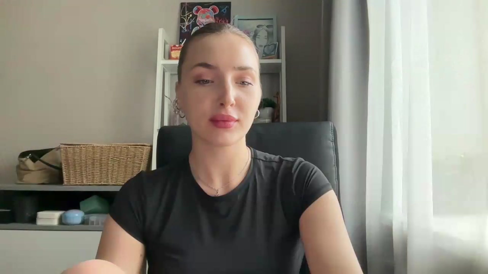 Gallery image thumbnail from Di_Pearl's myfreecams stream on, 06/23/2026, 15:18 image 5 of 20