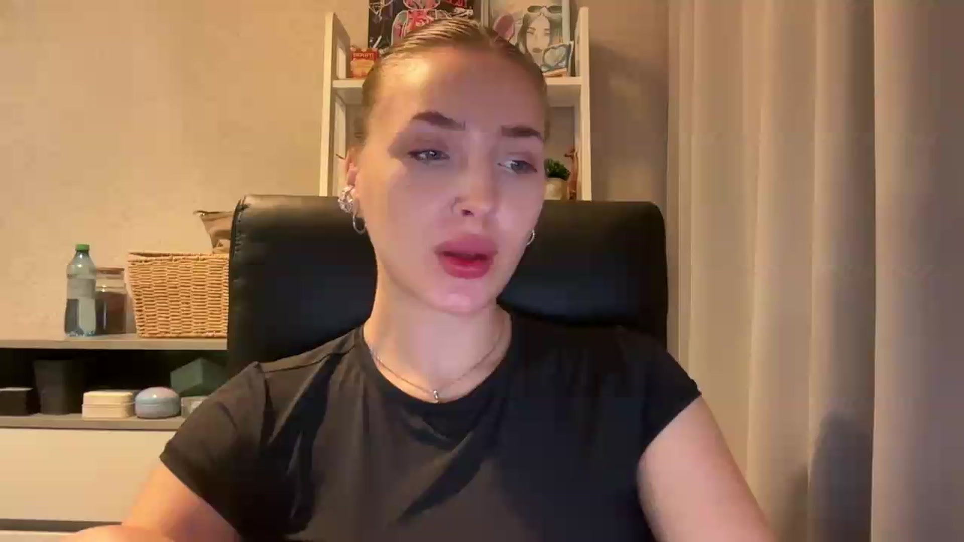 Gallery image thumbnail from Di_Pearl's myfreecams stream on, 06/23/2026, 22:12 image 6 of 20