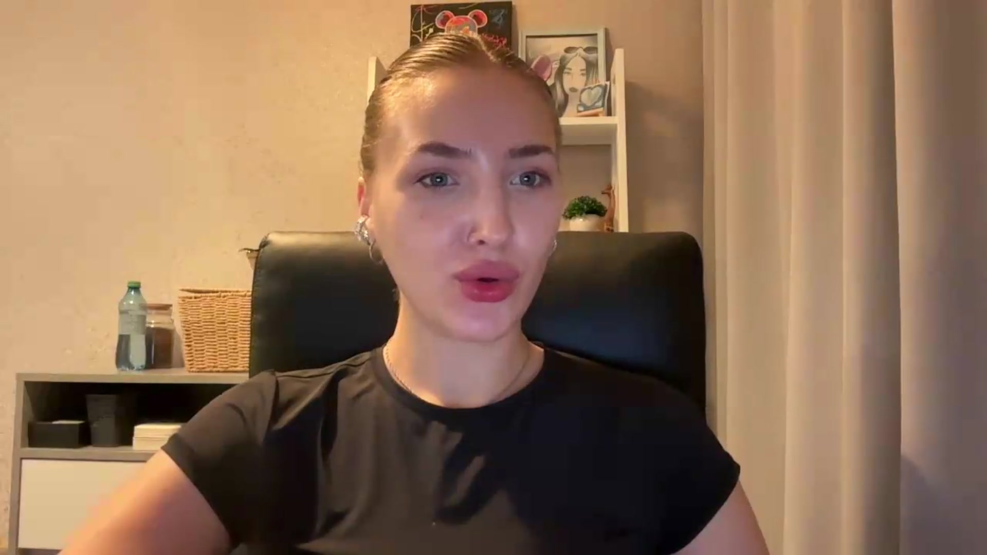 Gallery image thumbnail from Di_Pearl's myfreecams stream on, 06/23/2026, 22:12 image 15 of 20
