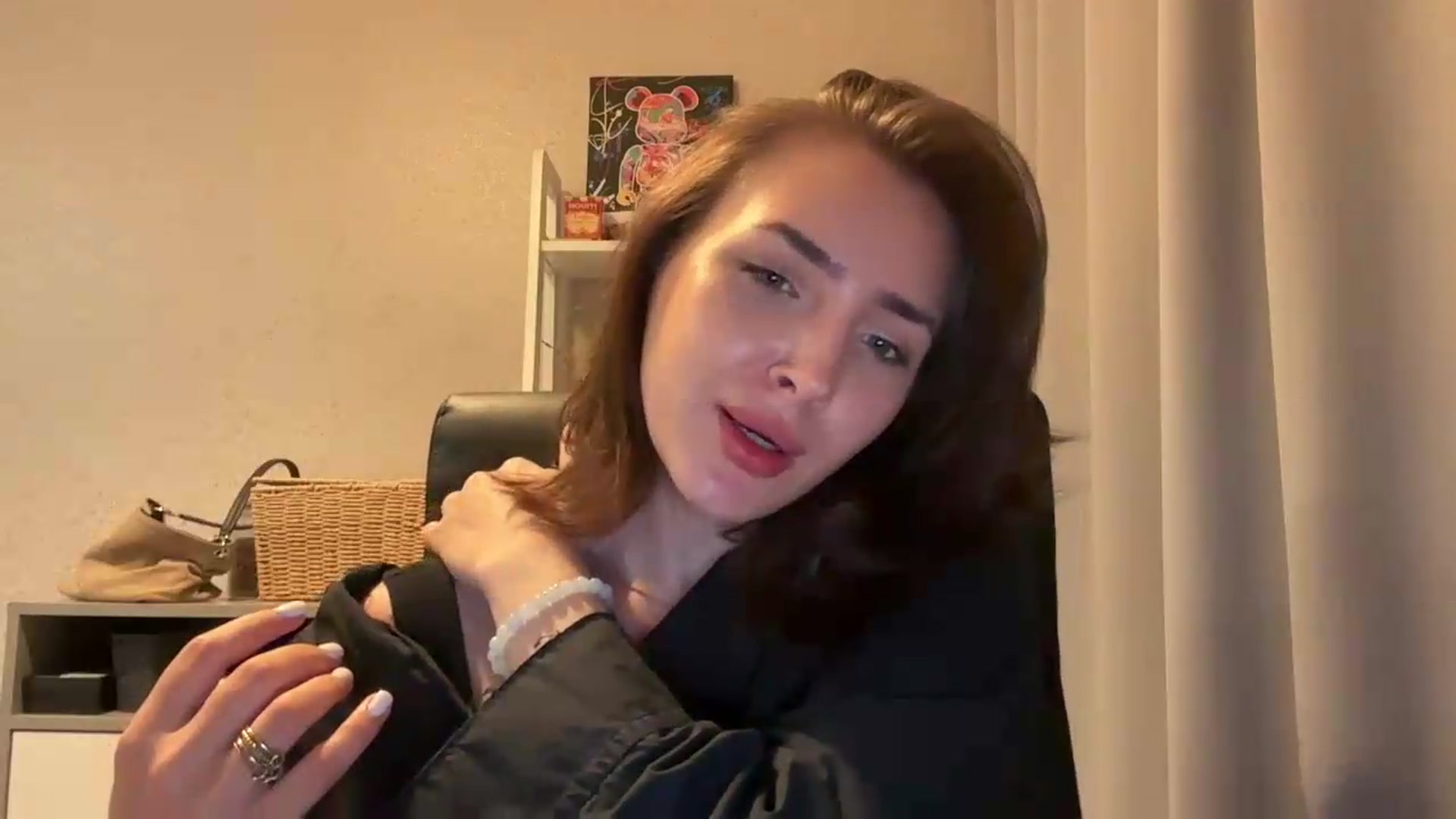 Gallery image thumbnail from Di_Pearl's myfreecams stream on, 06/24/2026, 22:08 image 15 of 20