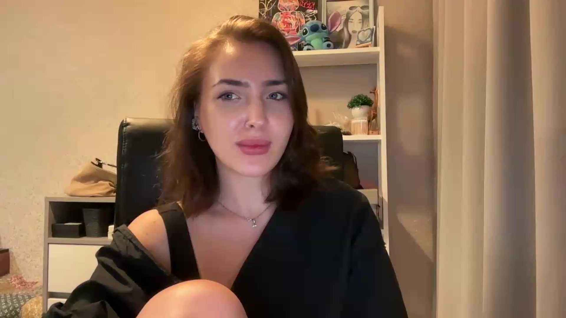 Gallery image thumbnail from Di_Pearl's myfreecams stream on, 06/24/2026, 22:08 image 10 of 20