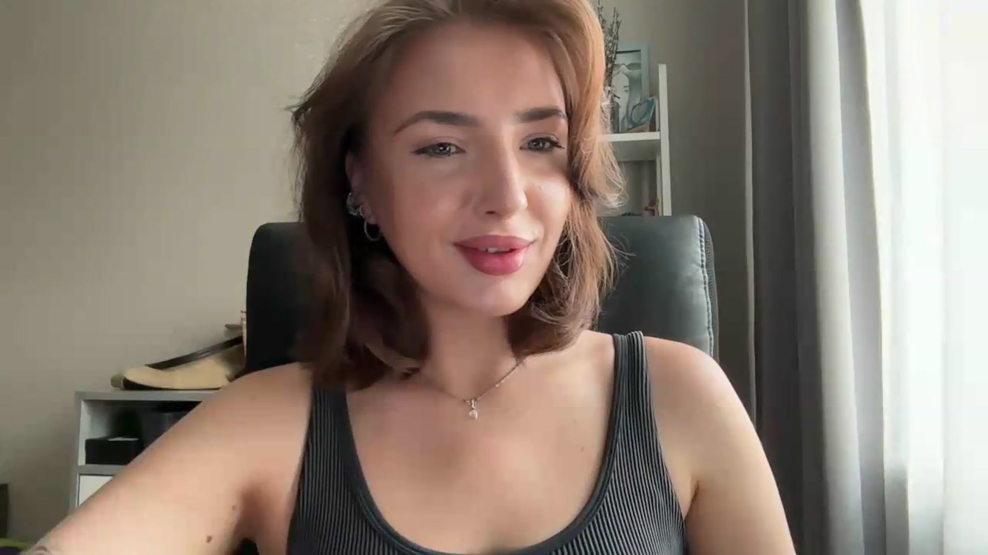 Gallery image thumbnail from Di_Pearl's myfreecams stream on, 06/27/2026, 12:26 image 11 of 20