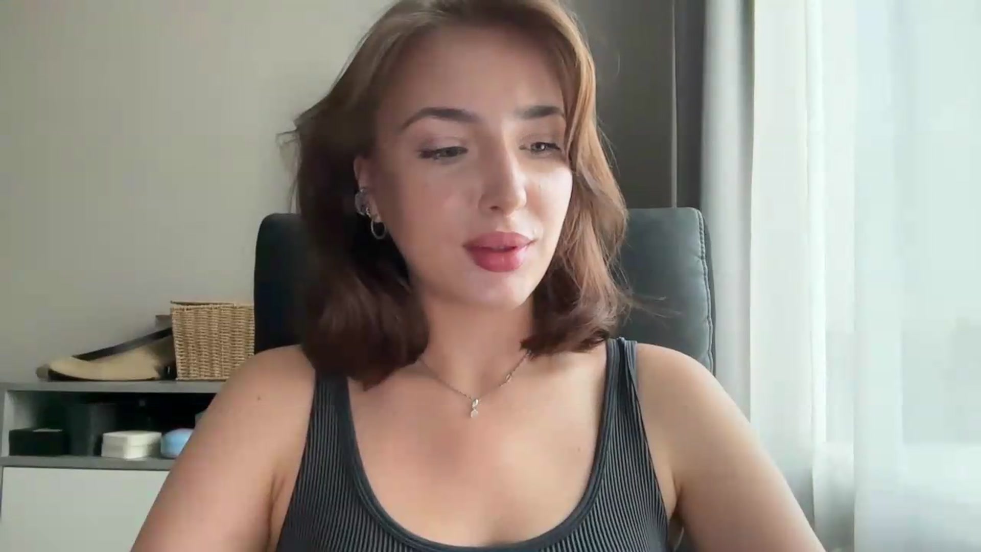 Gallery image thumbnail from Di_Pearl's myfreecams stream on, 06/27/2026, 14:48 image 3 of 20
