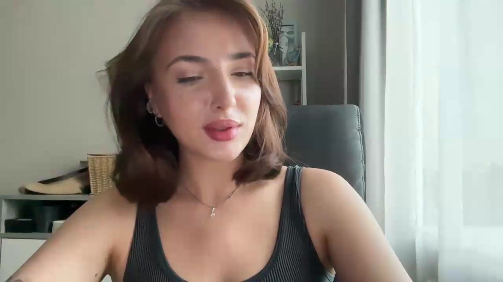 Gallery image thumbnail from Di_Pearl's myfreecams stream on, 06/27/2026, 14:48 image 4 of 20