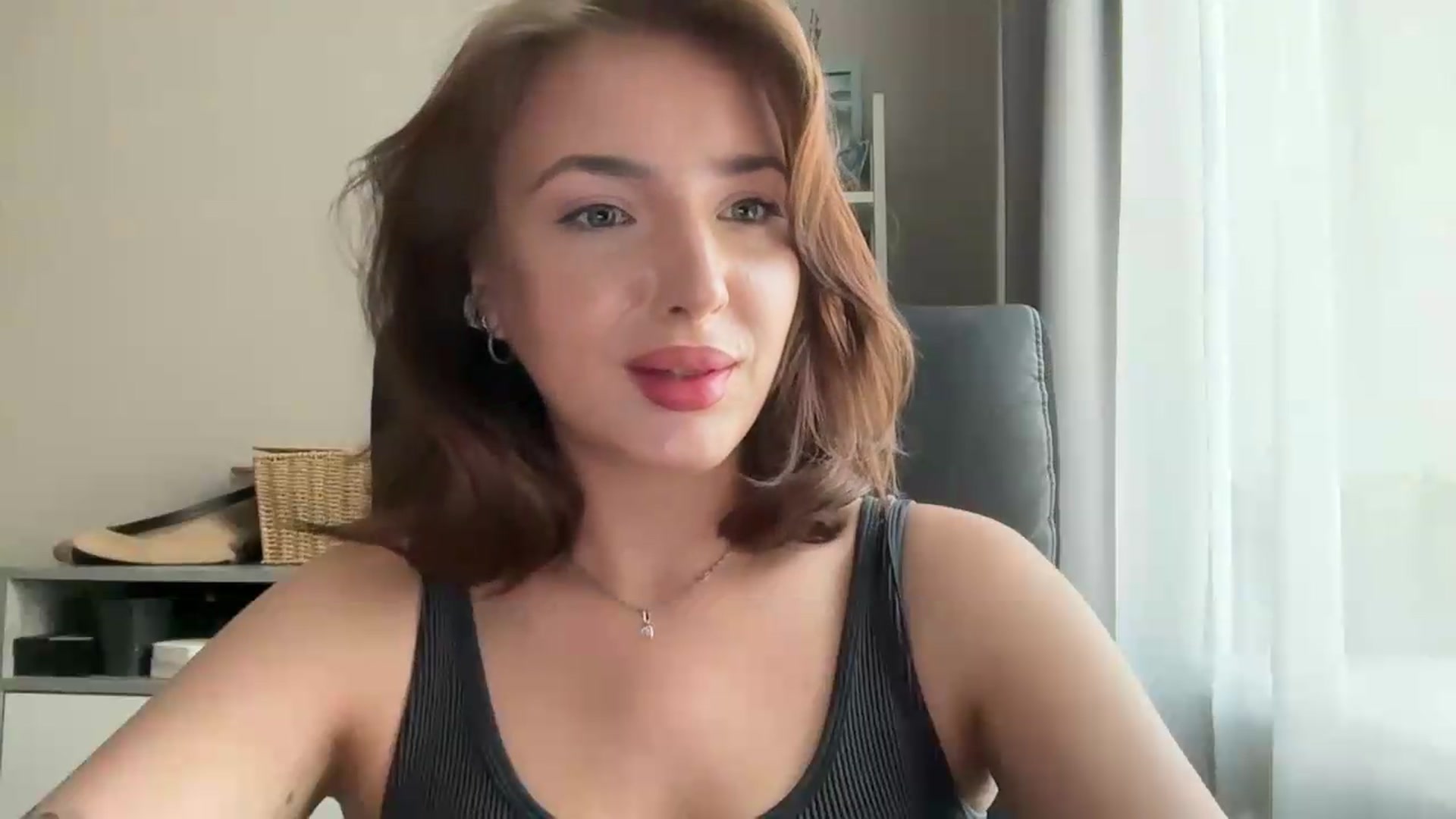 Gallery image thumbnail from Di_Pearl's myfreecams stream on, 06/27/2026, 14:48 image 6 of 20