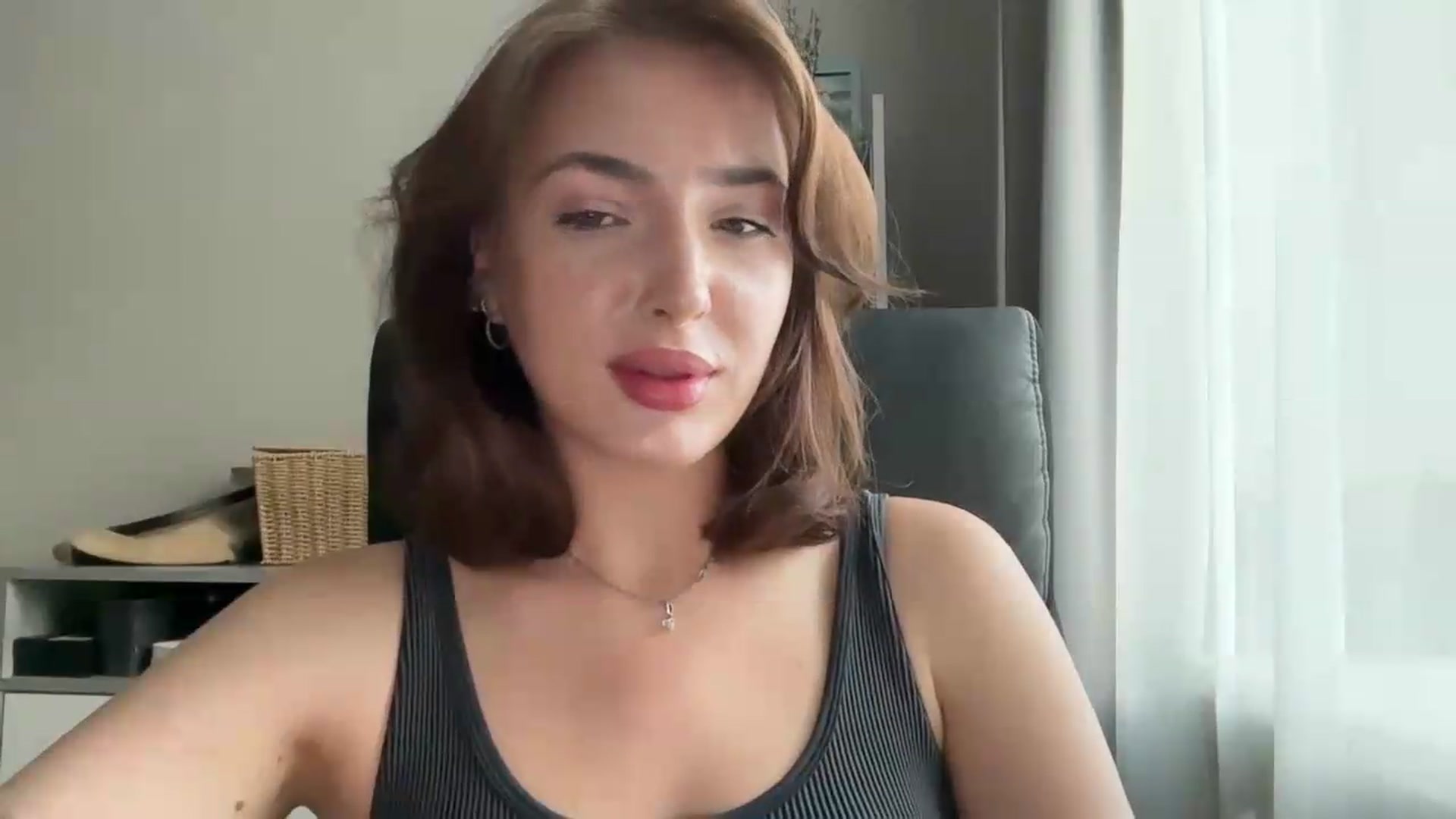 Gallery image thumbnail from Di_Pearl's myfreecams stream on, 06/27/2026, 14:48 image 5 of 20