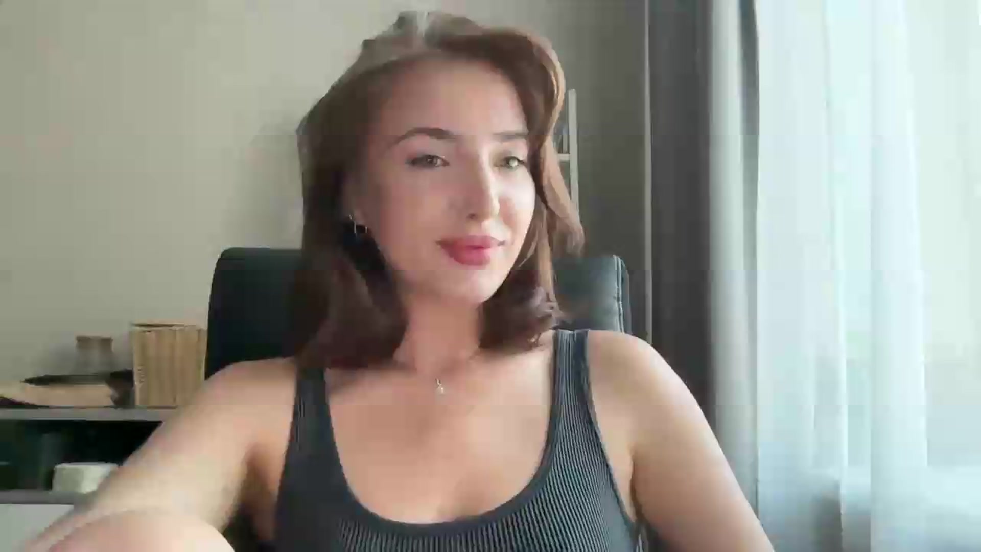 Gallery image thumbnail from Di_Pearl's myfreecams stream on, 06/27/2026, 15:08 image 2 of 20