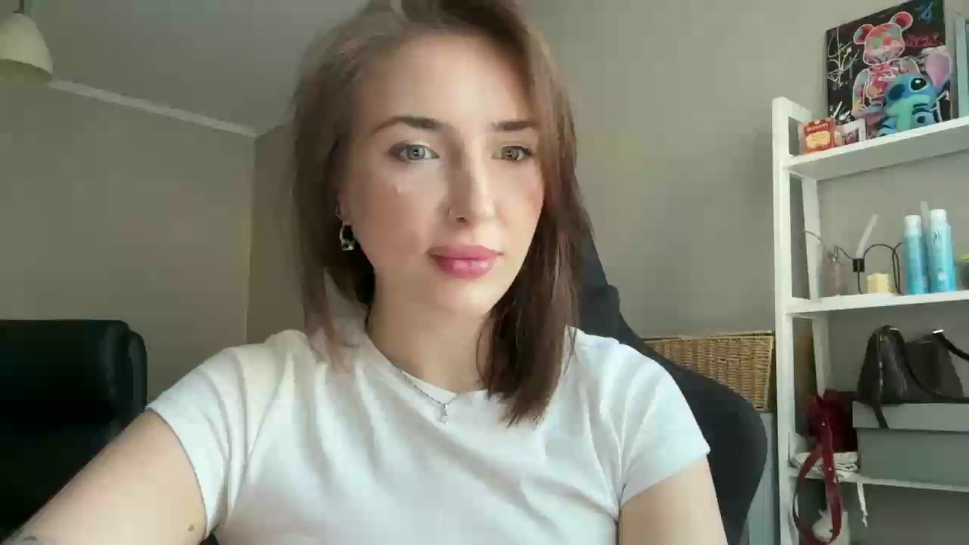 Gallery image thumbnail from Di_Pearl's myfreecams stream on, 07/02/2026, 16:17 image 9 of 20