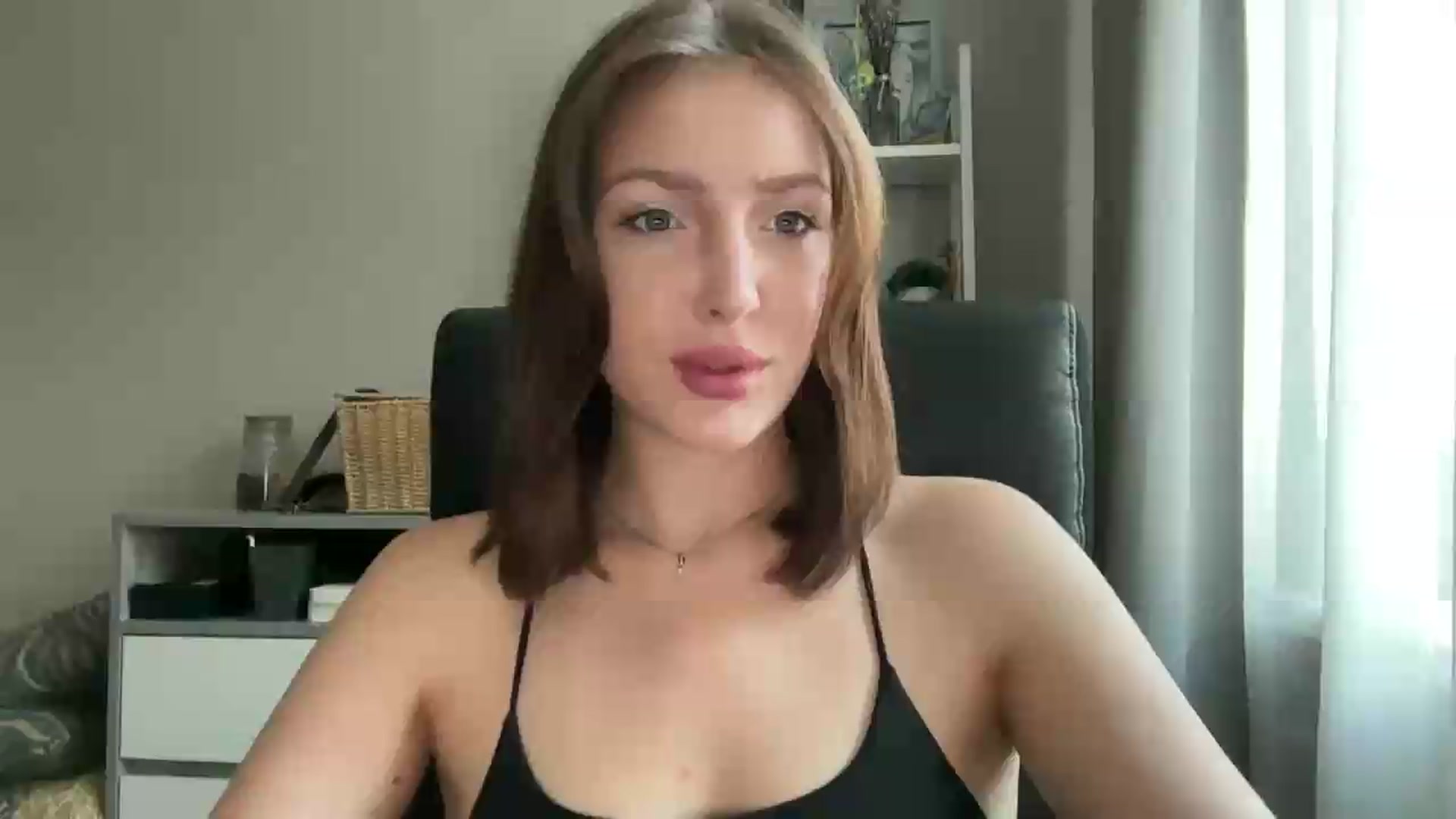 Gallery image thumbnail from Di_Pearl's myfreecams stream on, 07/03/2026, 16:21 image 3 of 20