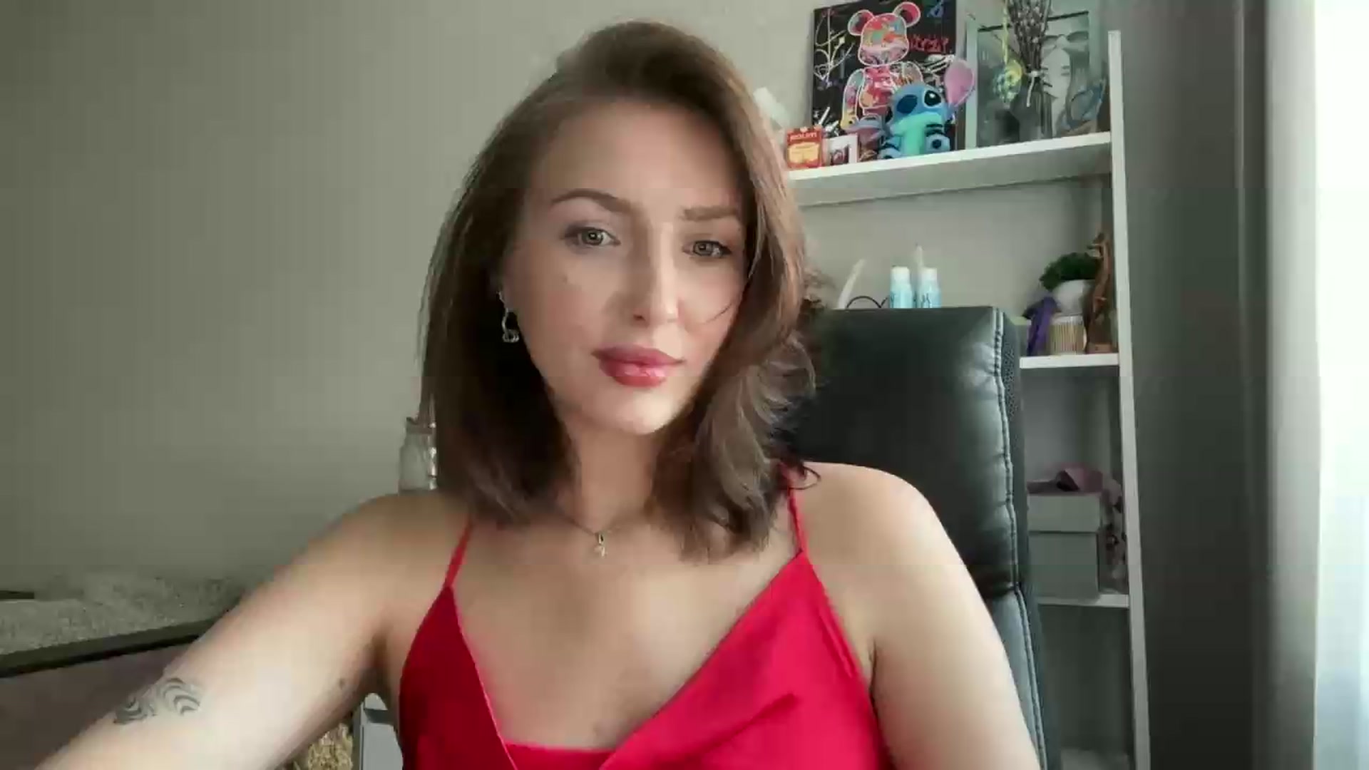 Gallery image thumbnail from Di_Pearl's myfreecams stream on, 07/04/2026, 16:24 image 1 of 20