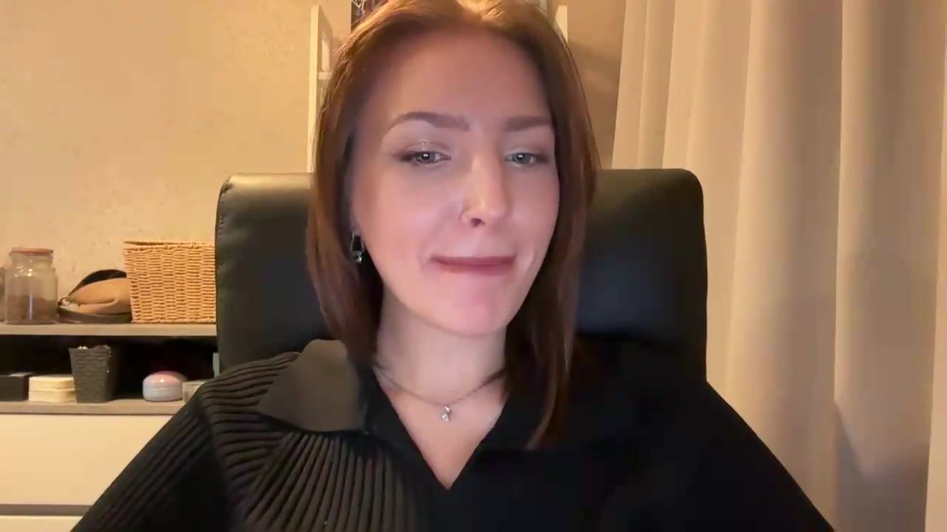 Gallery image thumbnail from Di_Pearl's myfreecams stream on, 07/08/2026, 18:41 image 12 of 20