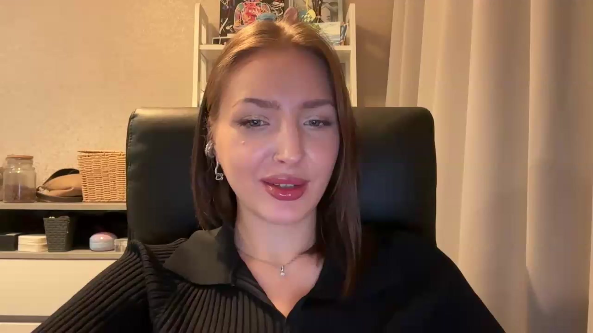 Gallery image thumbnail from Di_Pearl's myfreecams stream on, 07/08/2026, 18:41 image 19 of 20