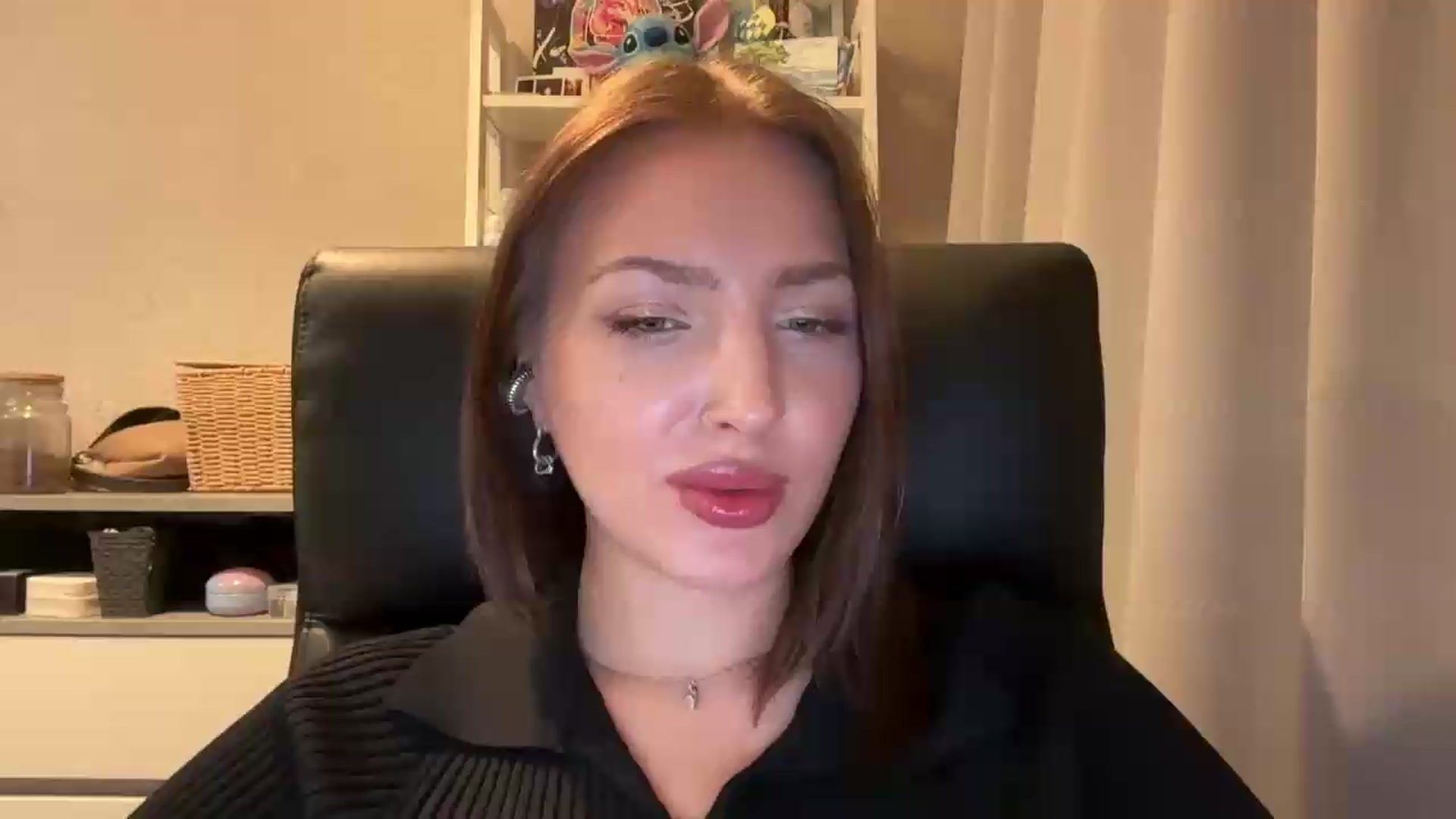 Gallery image thumbnail from Di_Pearl's myfreecams stream on, 07/08/2026, 21:24 image 1 of 20