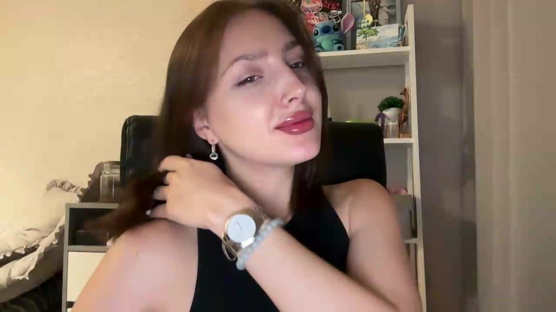 Gallery image thumbnail from Di_Pearl's myfreecams stream on, 07/09/2026, 20:49 image 6 of 20