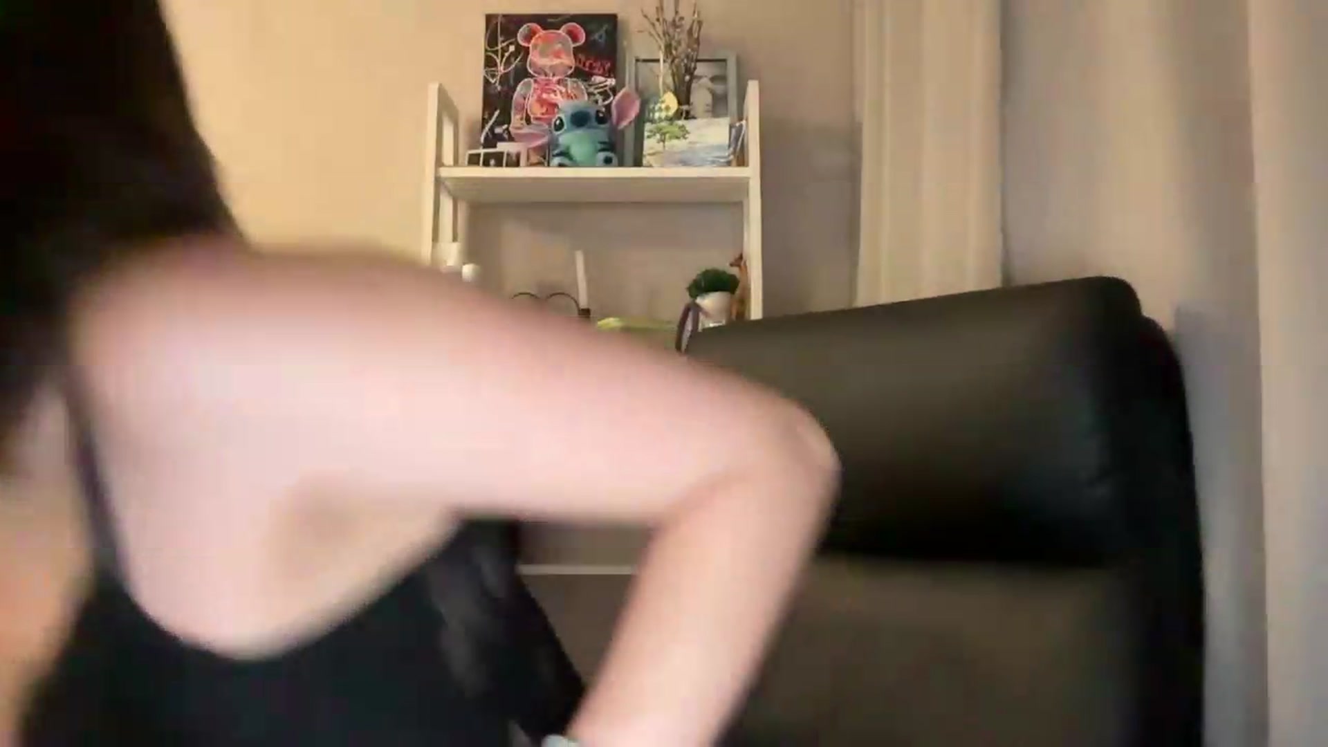 Gallery image thumbnail from Di_Pearl's myfreecams stream on, 07/11/2026, 21:51 image 19 of 20