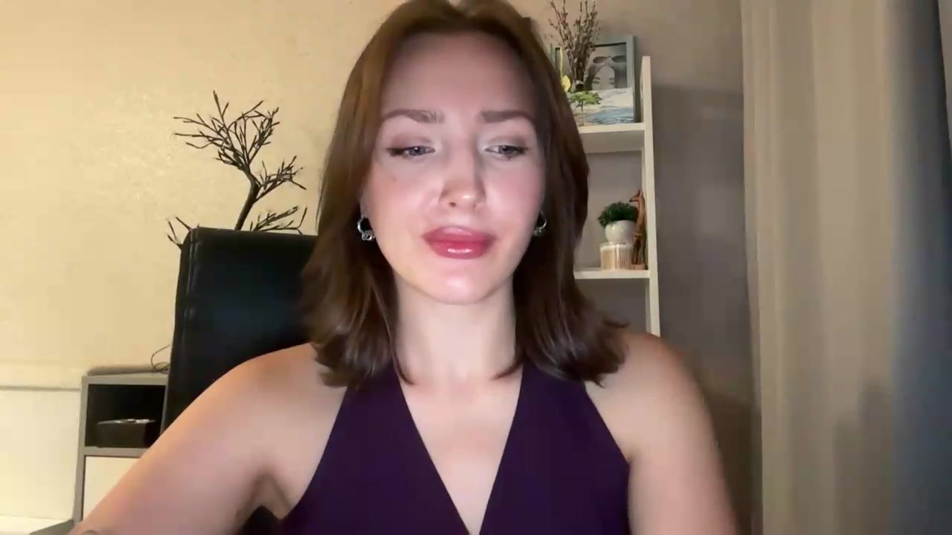 Gallery image thumbnail from Di_Pearl's myfreecams stream on, 07/27/2026, 20:20 image 19 of 20