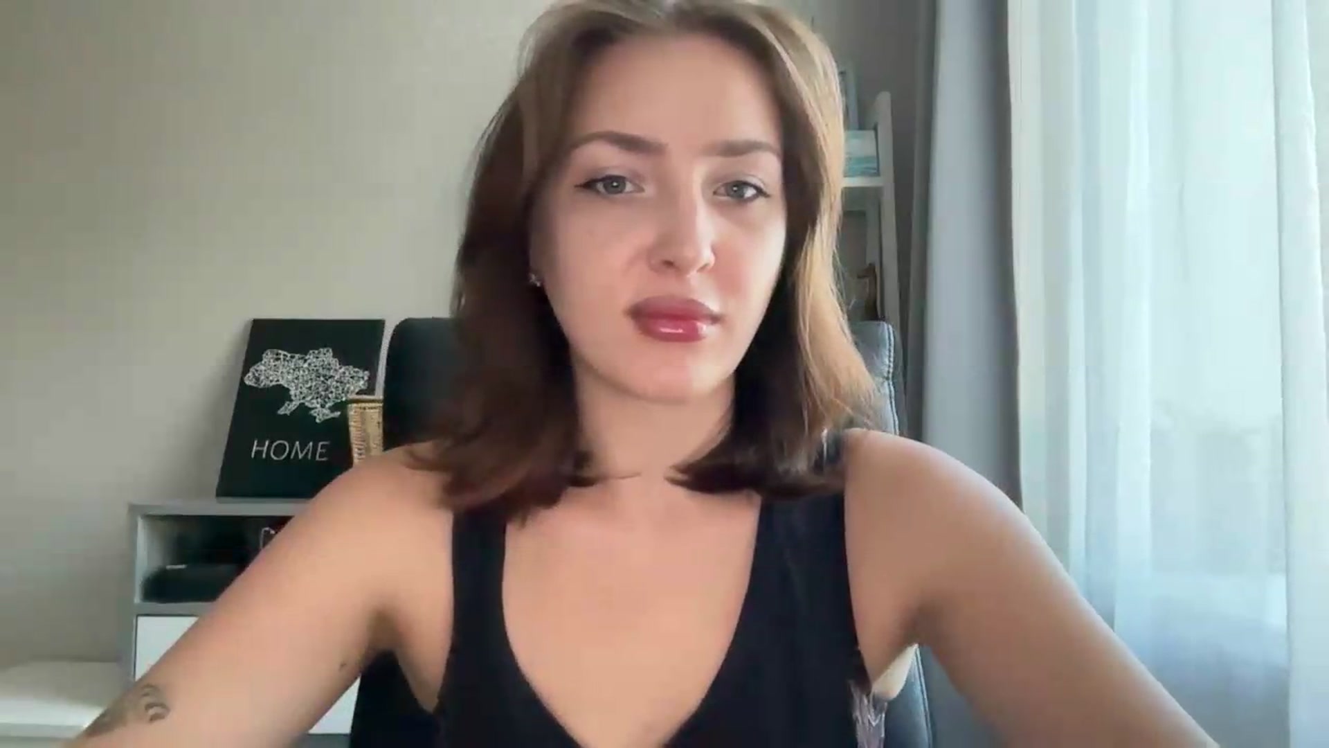Gallery image thumbnail from Di_Pearl's myfreecams stream on, 08/09/2026, 15:08 image 7 of 20