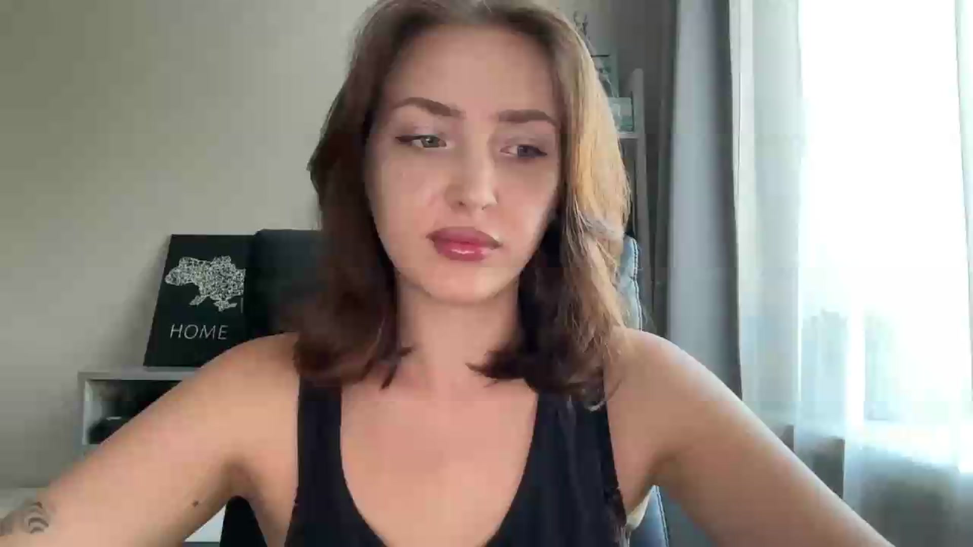 Gallery image thumbnail from Di_Pearl's myfreecams stream on, 08/09/2026, 15:08 image 12 of 20