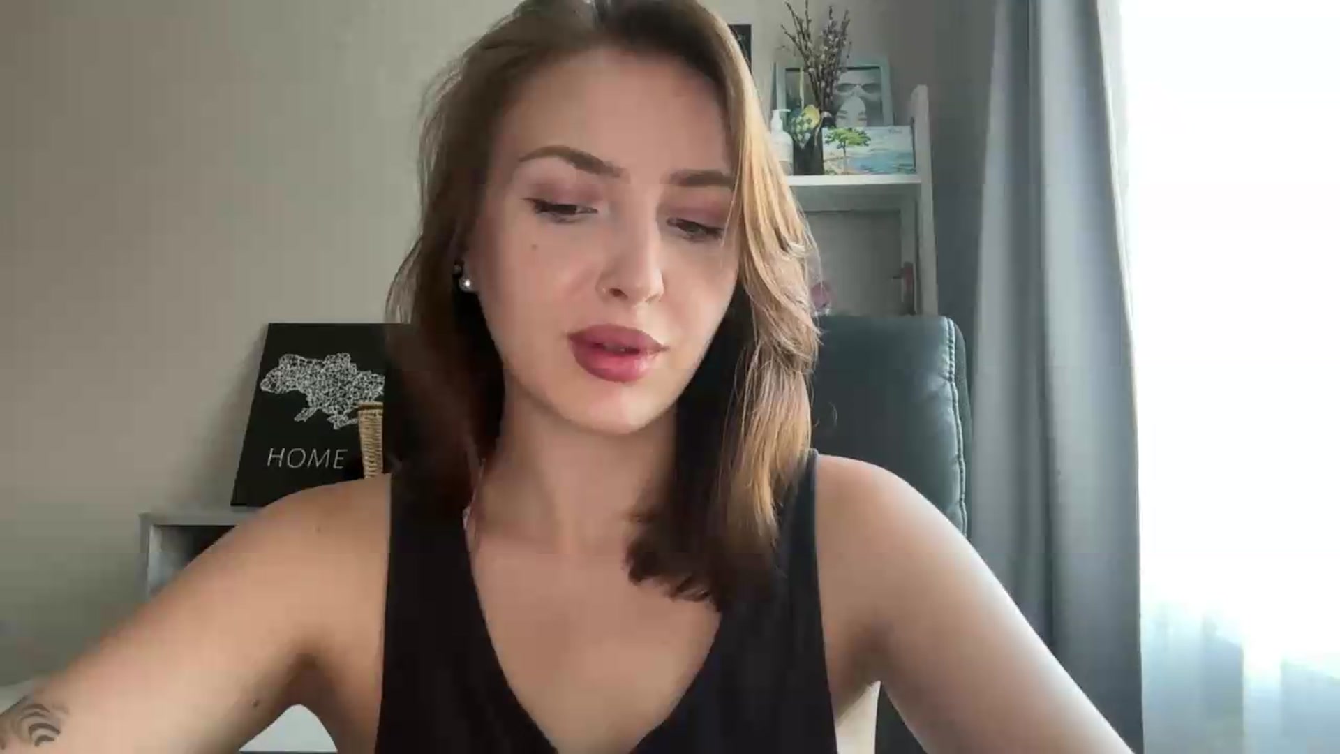 Gallery image thumbnail from Di_Pearl's myfreecams stream on, 08/11/2026, 15:04 image 2 of 20