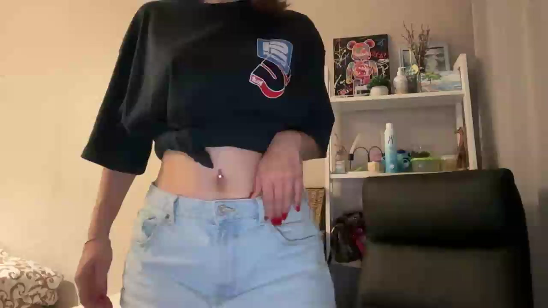 Gallery image thumbnail from Di_Pearl's myfreecams stream on, 08/16/2026, 22:12 image 19 of 20