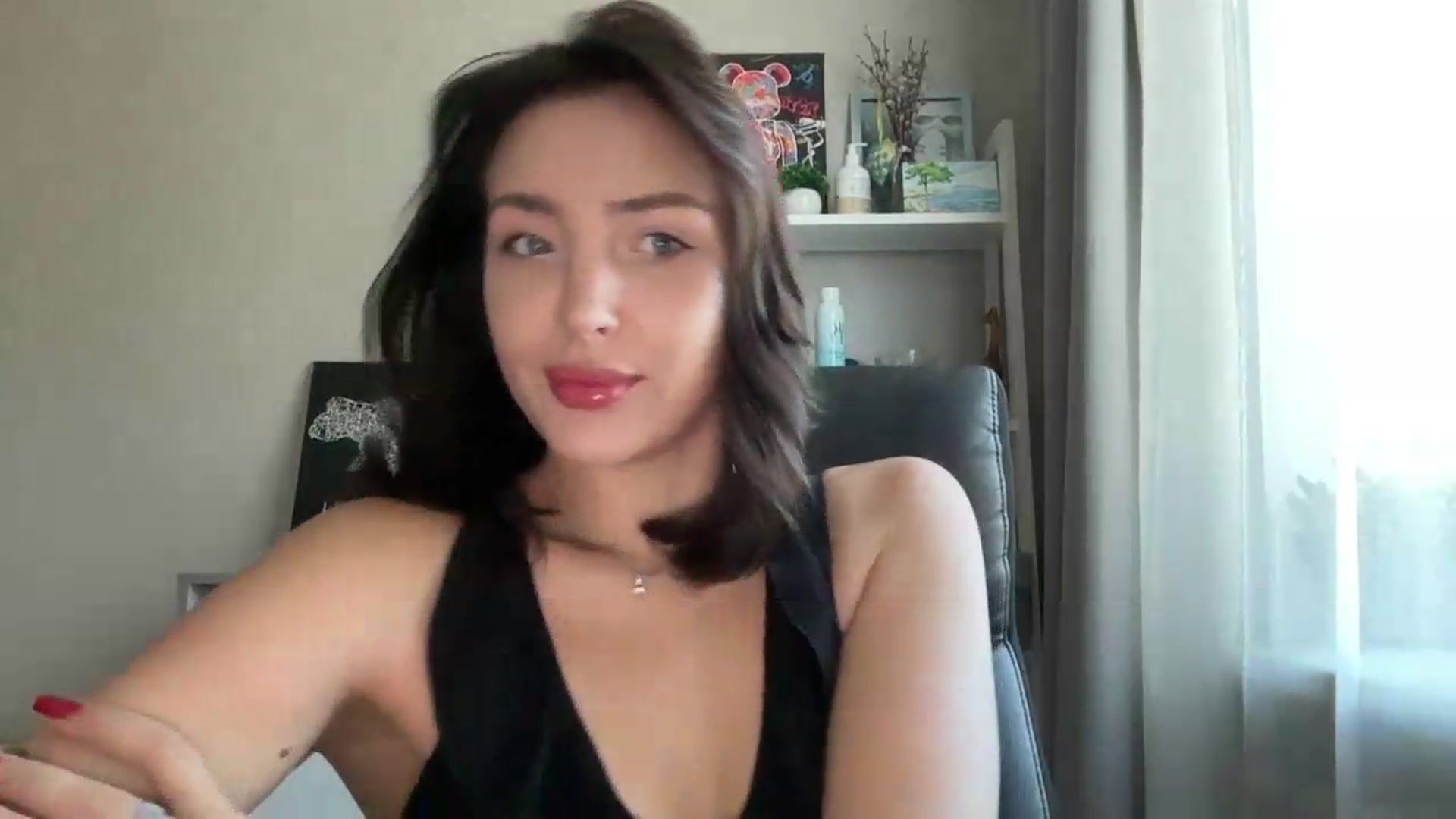 Gallery image thumbnail from Di_Pearl's myfreecams stream on, 08/22/2026, 15:16 image 5 of 20