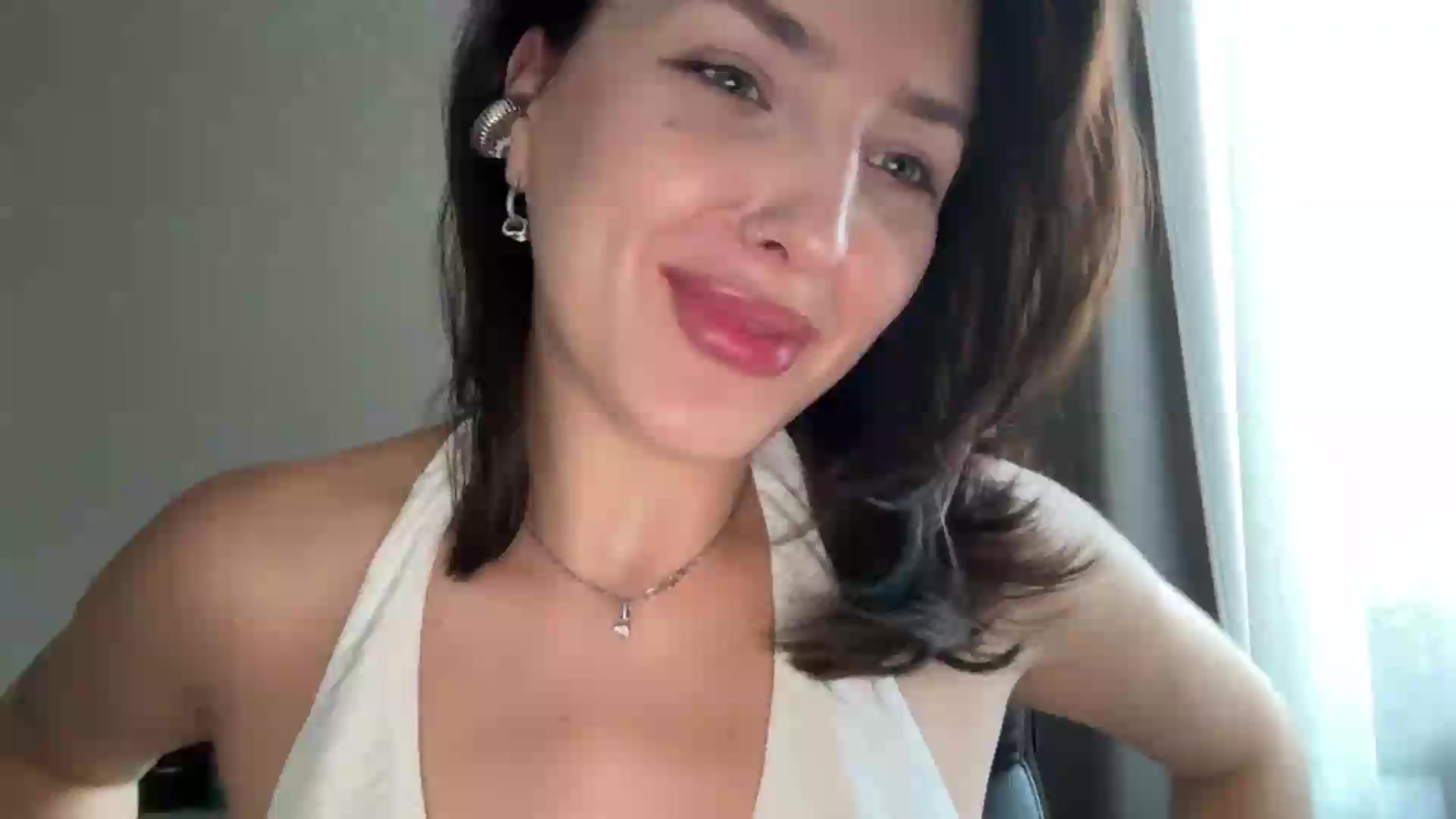 Gallery image thumbnail from Di_Pearl's myfreecams stream on, 08/23/2026, 15:34 image 20 of 20