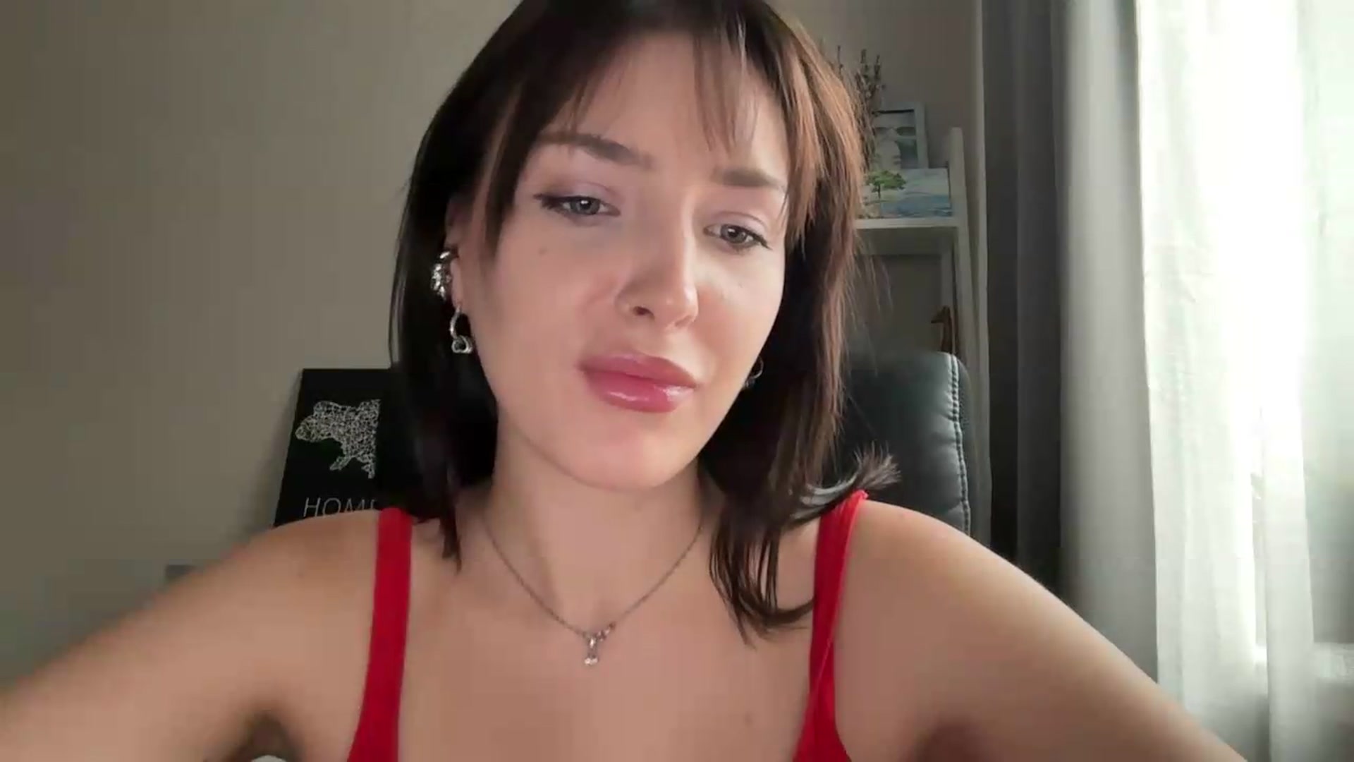 Gallery image thumbnail from Di_Pearl's myfreecams stream on, 08/26/2026, 17:59 image 9 of 20