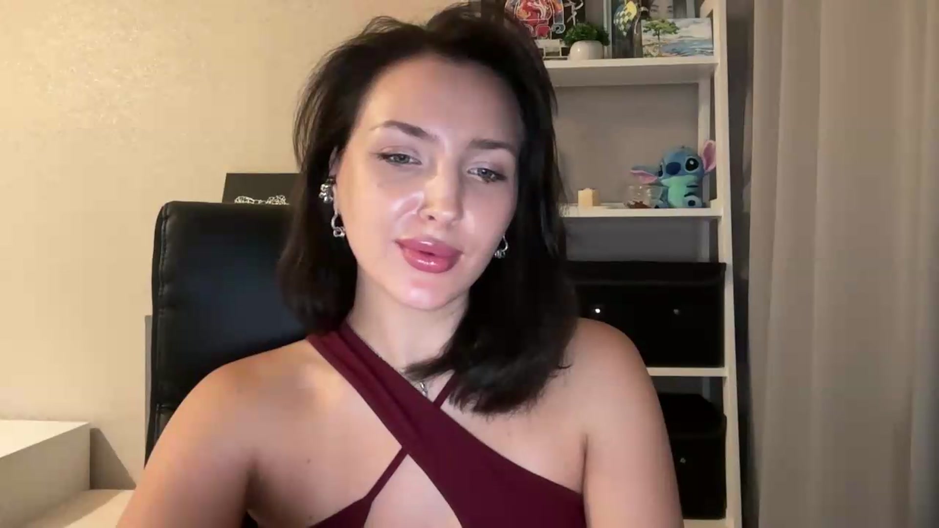 Gallery image thumbnail from Di_Pearl's myfreecams stream on, 08/29/2026, 22:22 image 15 of 20