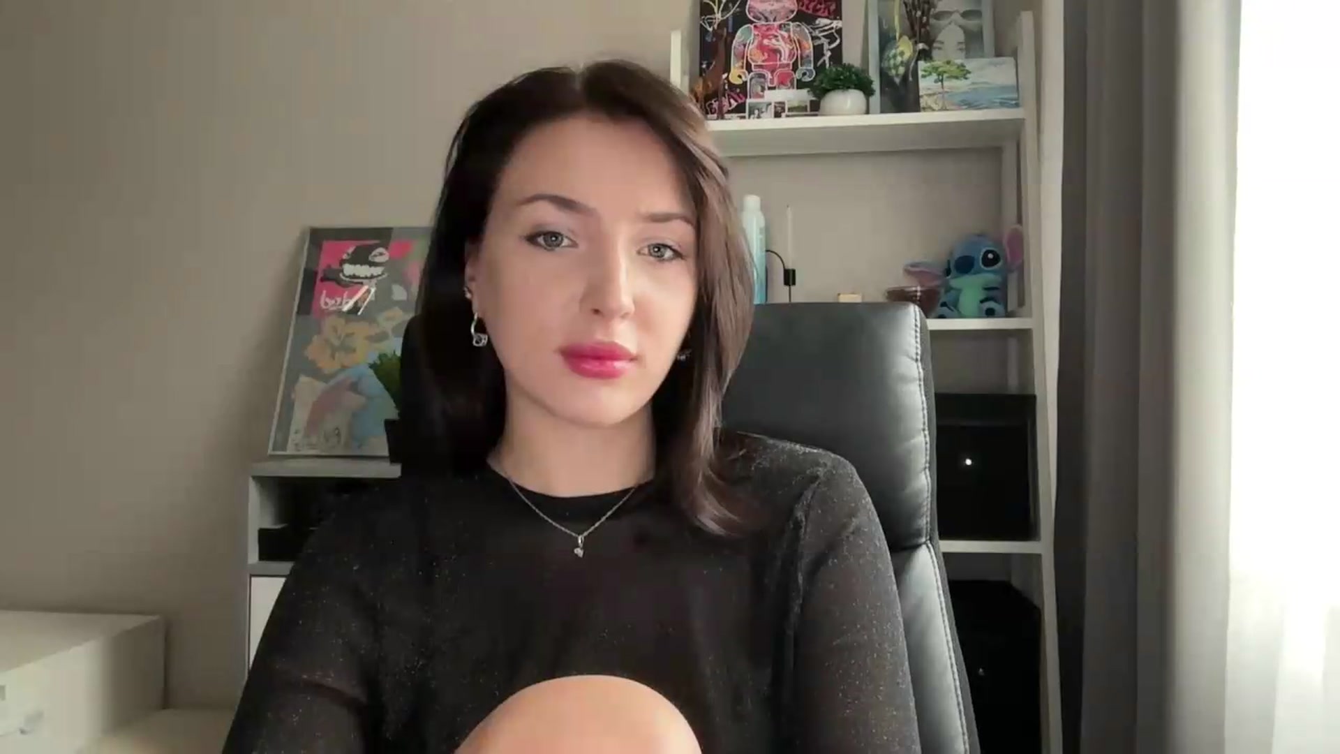 Gallery image thumbnail from Di_Pearl's myfreecams stream on, 08/30/2026, 15:05 image 8 of 20