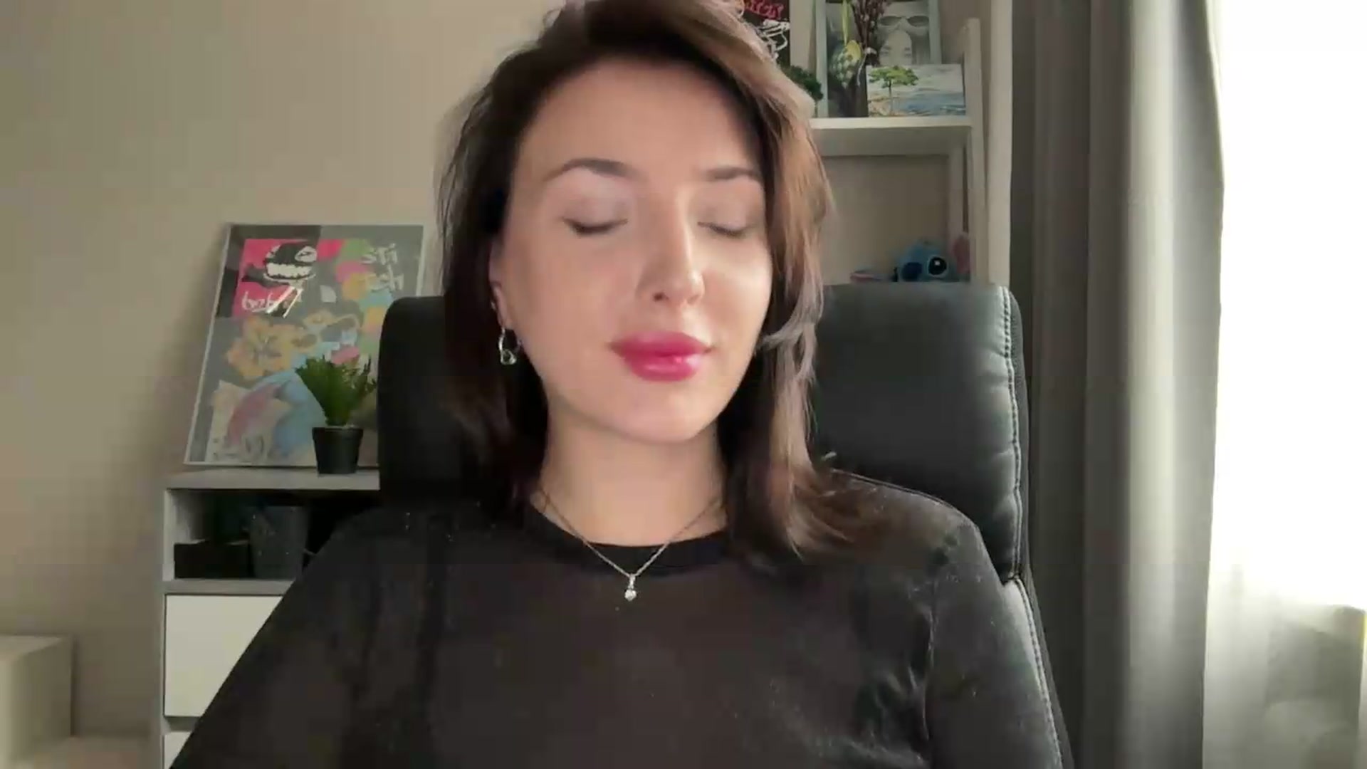 Gallery image thumbnail from Di_Pearl's myfreecams stream on, 08/30/2026, 15:05 image 5 of 20