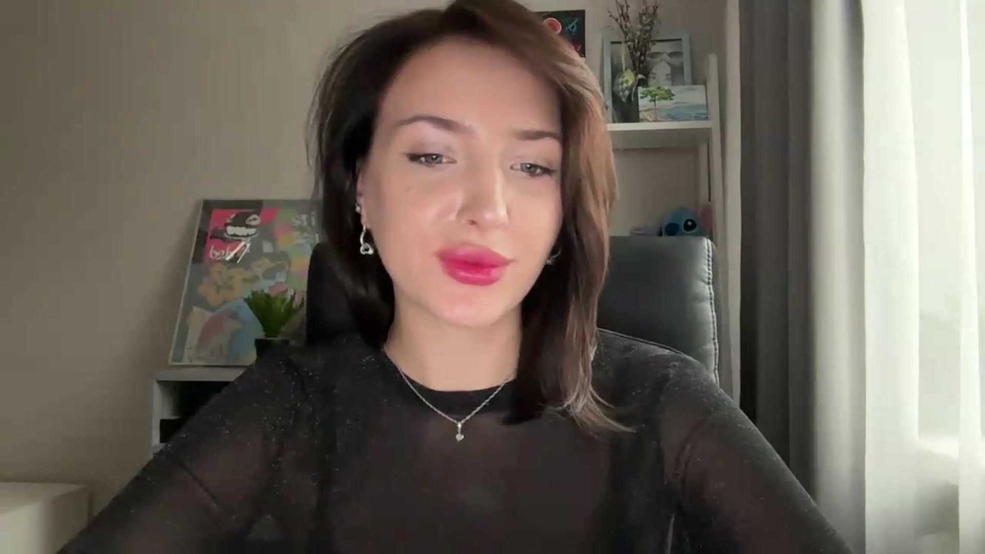 Gallery image thumbnail from Di_Pearl's myfreecams stream on, 08/30/2026, 15:31 image 6 of 20