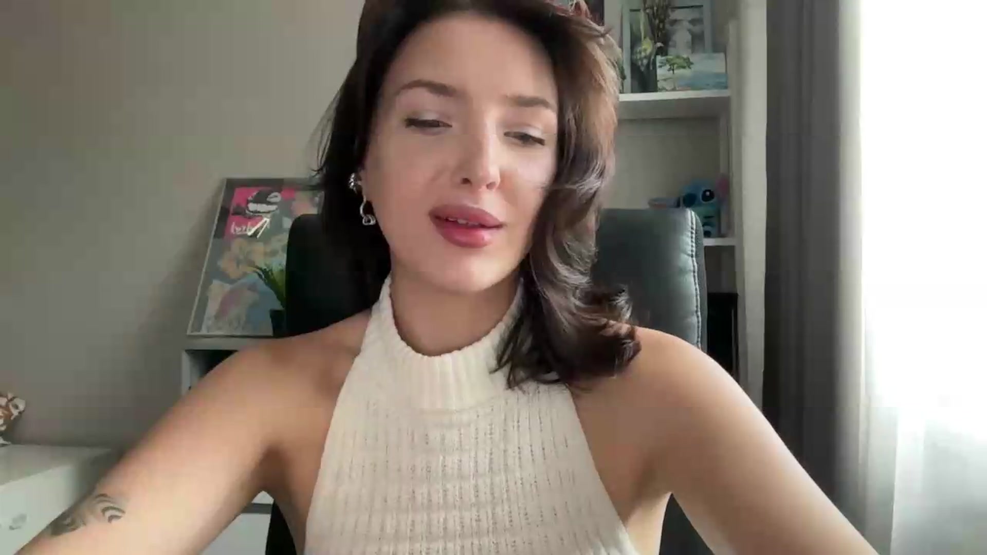 Gallery image thumbnail from Di_Pearl's myfreecams stream on, 09/03/2026, 14:16 image 12 of 20