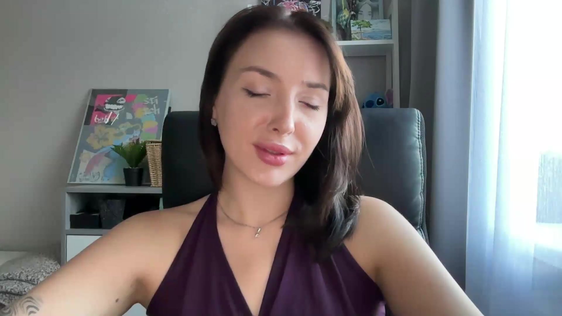 Gallery image thumbnail from Di_Pearl's myfreecams stream on, 09/06/2026, 15:17 image 10 of 20