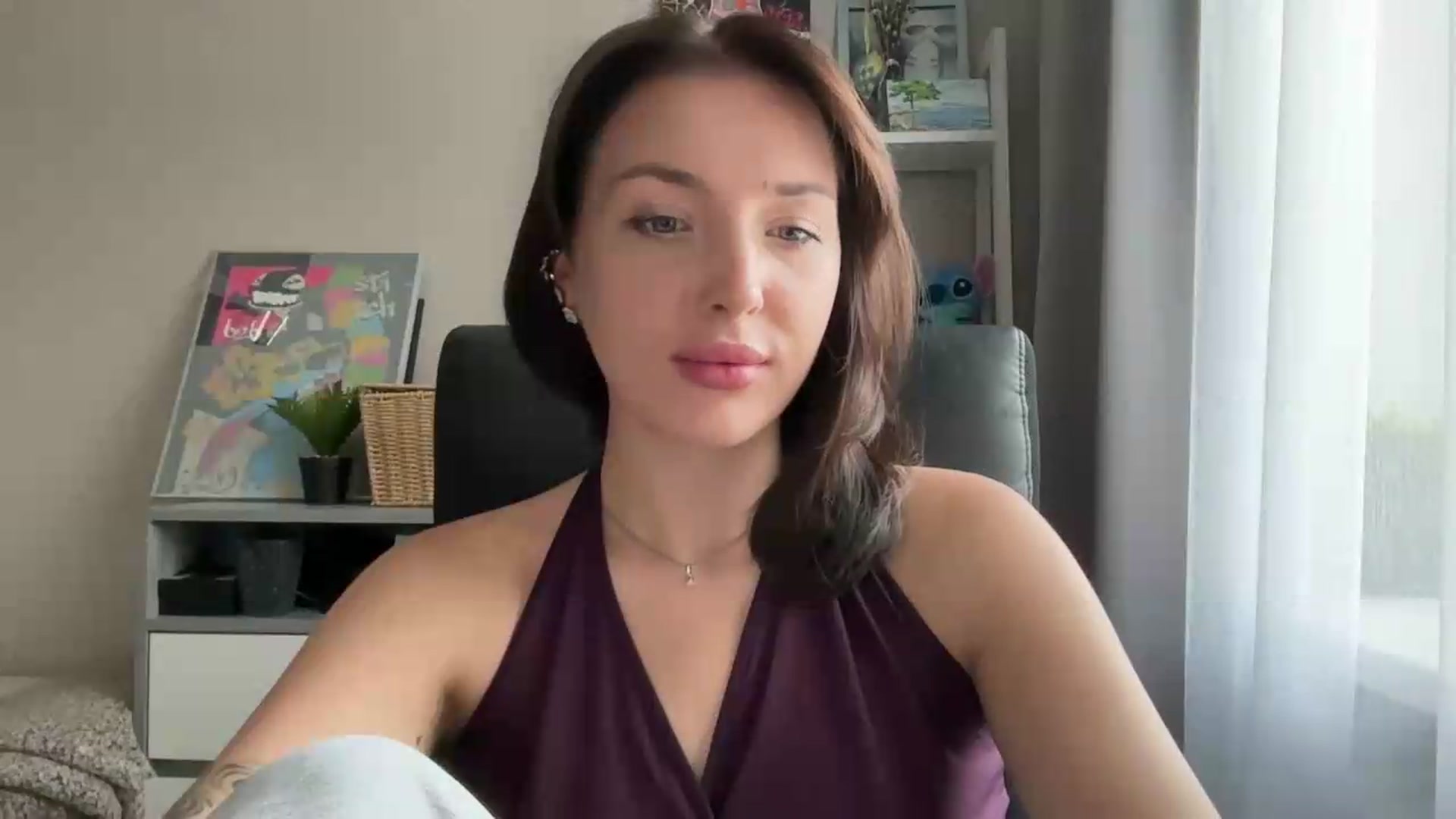 Gallery image thumbnail from Di_Pearl's myfreecams stream on, 09/06/2026, 15:17 image 6 of 20