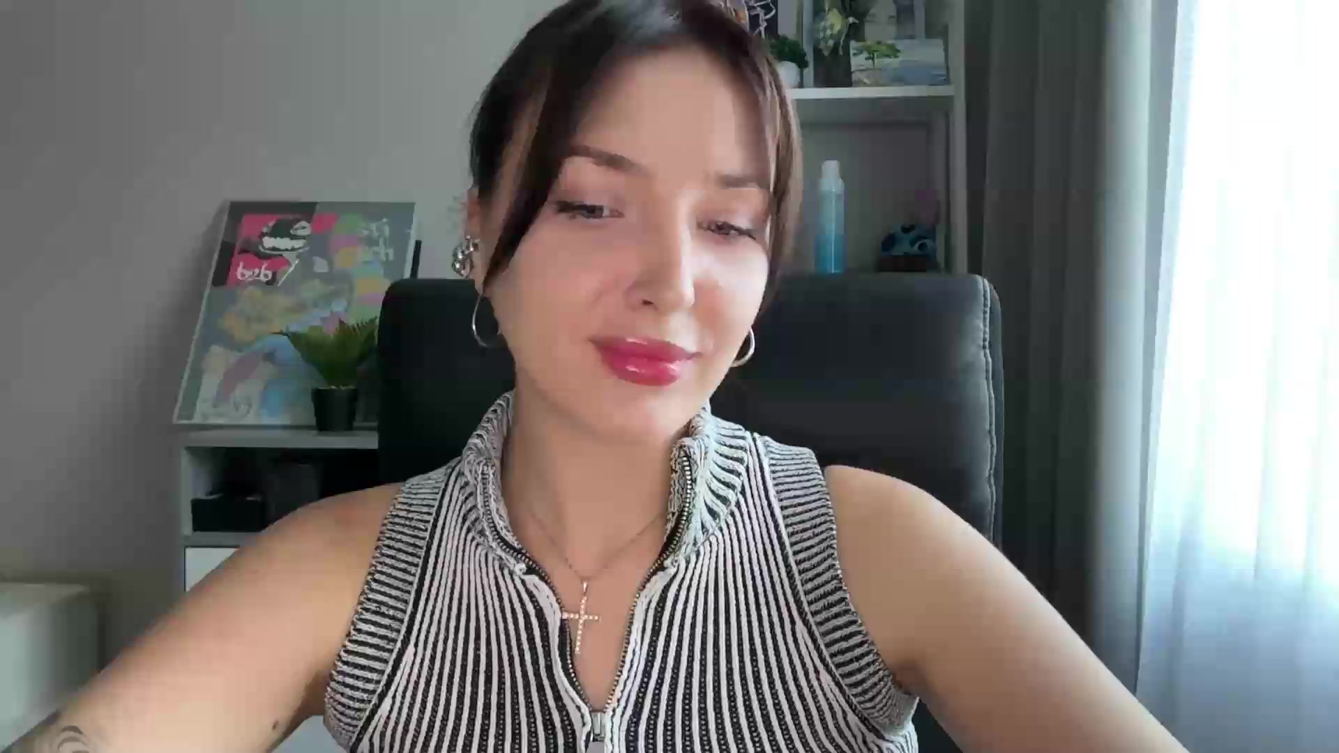 Gallery image thumbnail from Di_Pearl's myfreecams stream on, 09/09/2026, 15:14 image 20 of 20