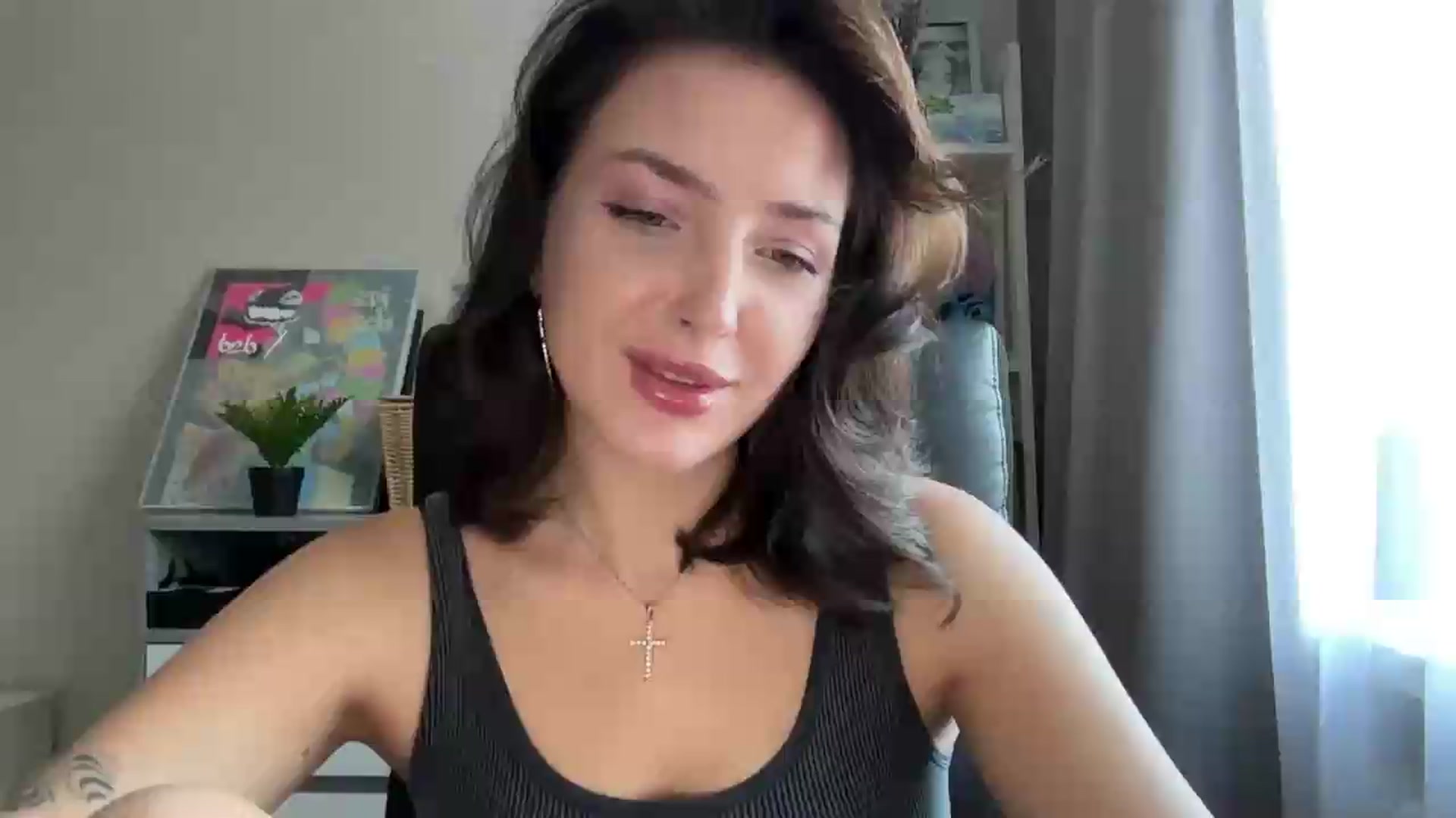 Gallery image thumbnail from Di_Pearl's myfreecams stream on, 09/11/2026, 12:45 image 18 of 20