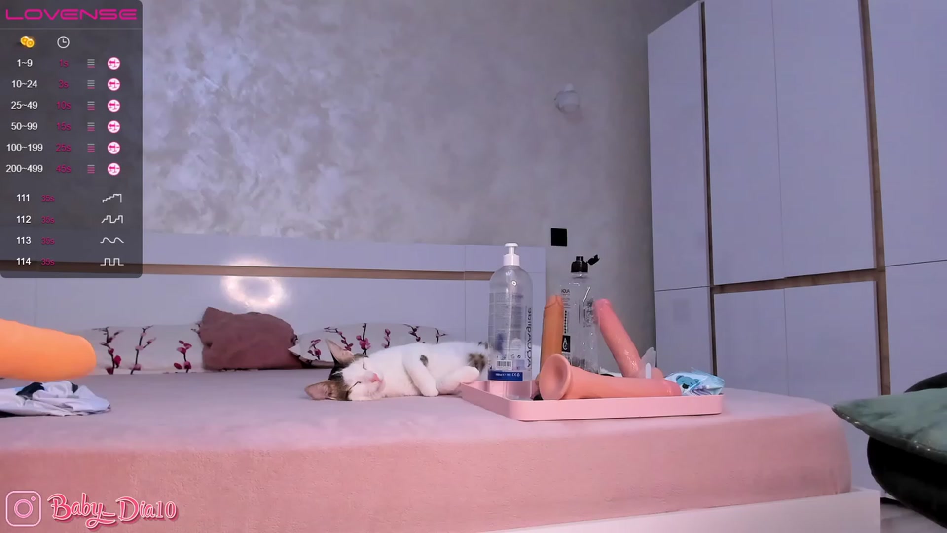 Gallery image thumbnail from Diaaa's myfreecams stream on, 05/28/2023, 20:25 image 3 of 20